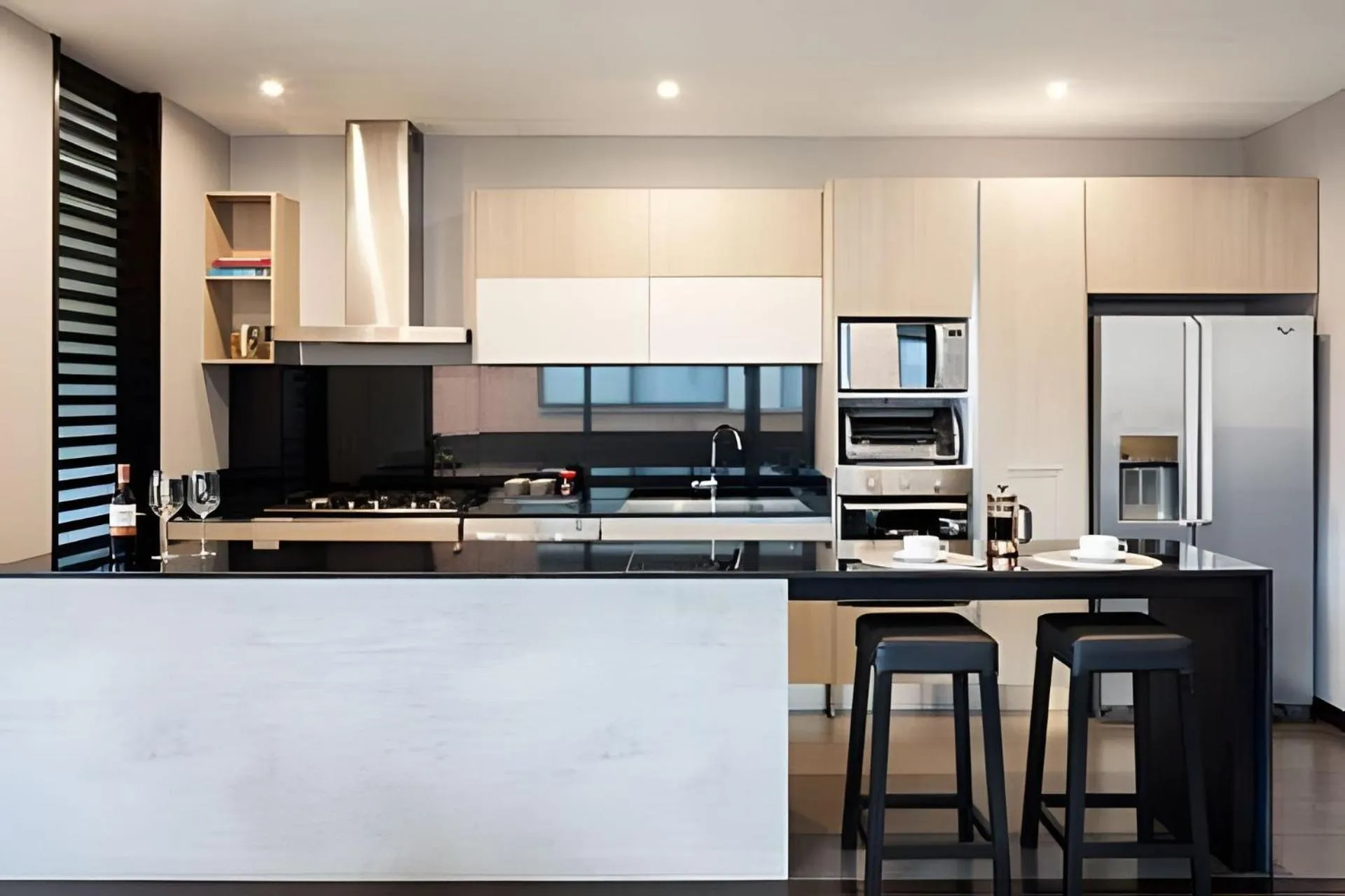 Kitchen or kitchenette in Attik Luxury Apts