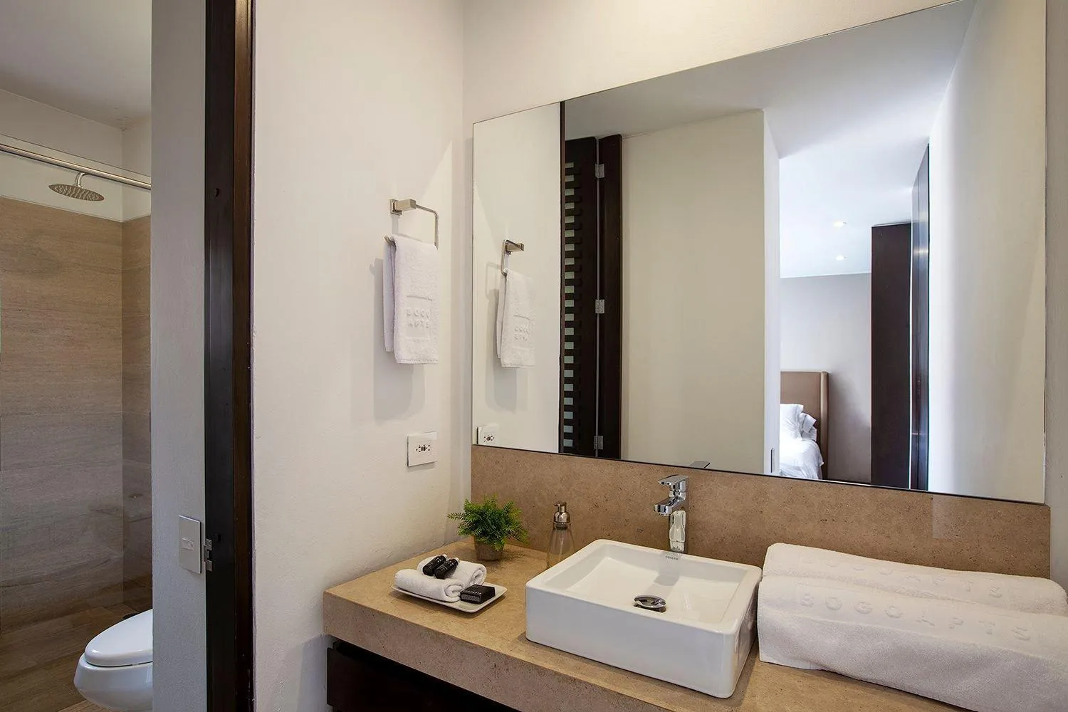 Toilet, Bed in Attik Luxury Apts