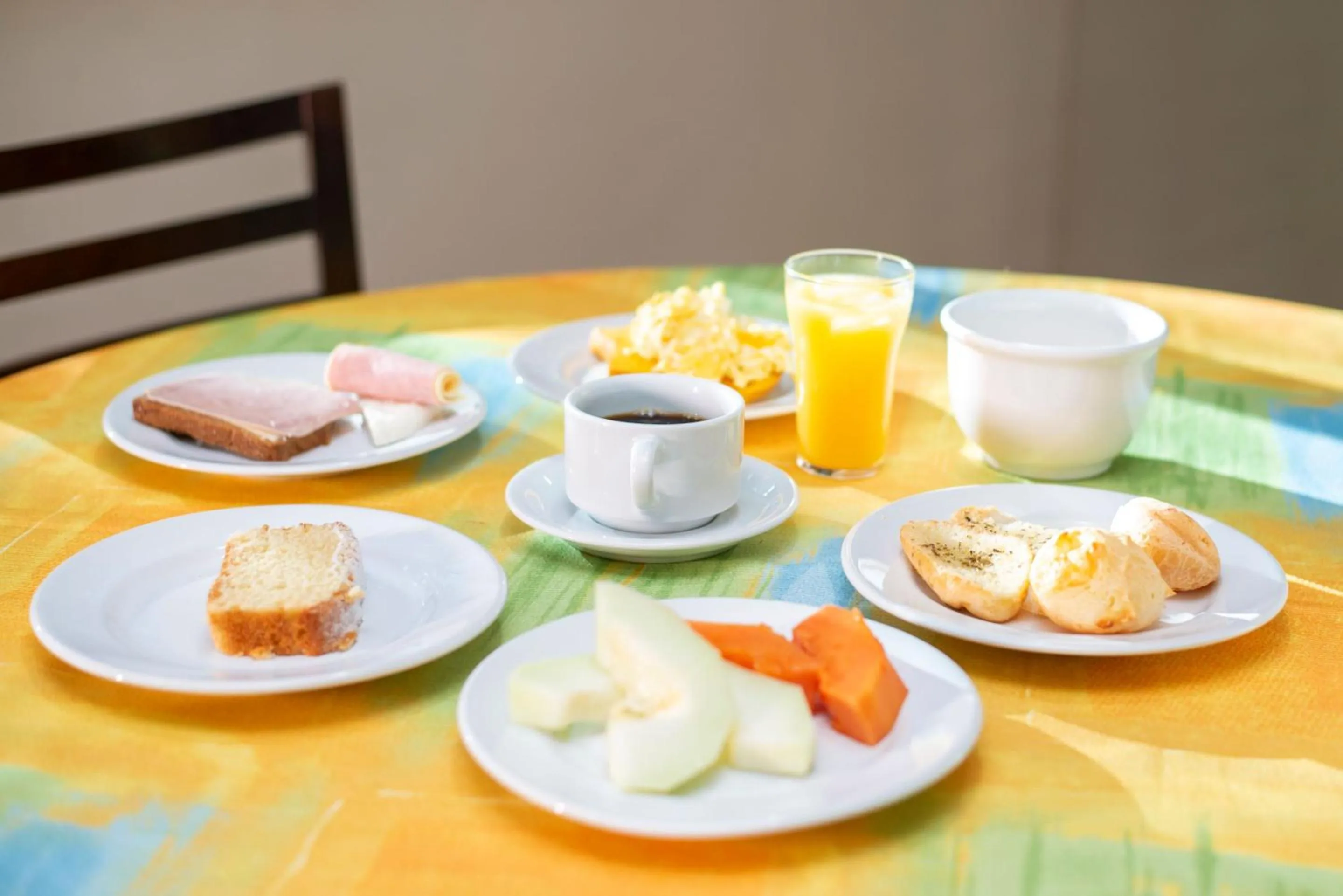 Breakfast in Smart Cataratas Hotel