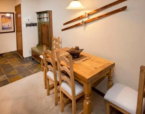 Seasons at Avon, A Vail Resorts Property