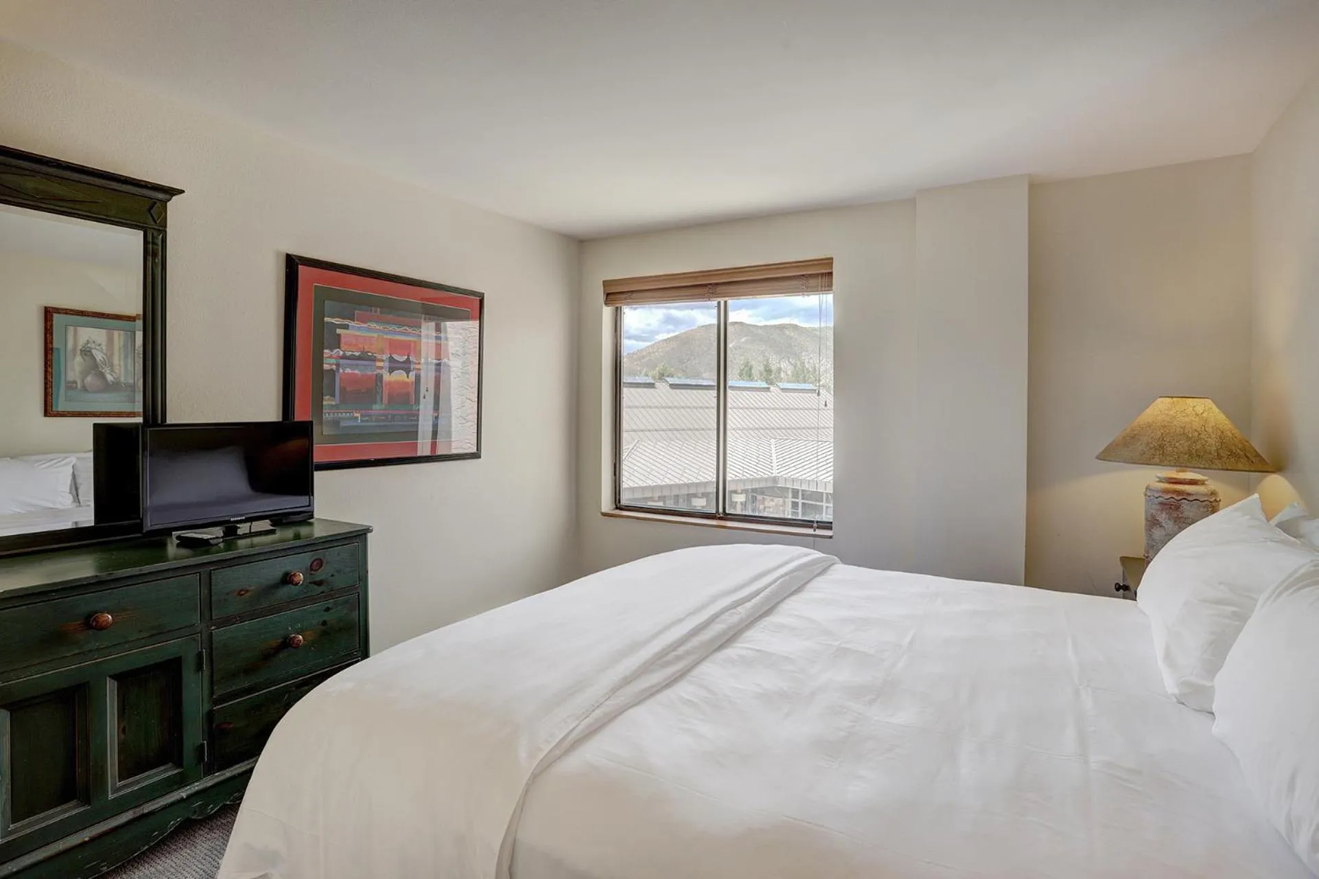 Bed in Seasons at Avon, A Vail Resorts Property