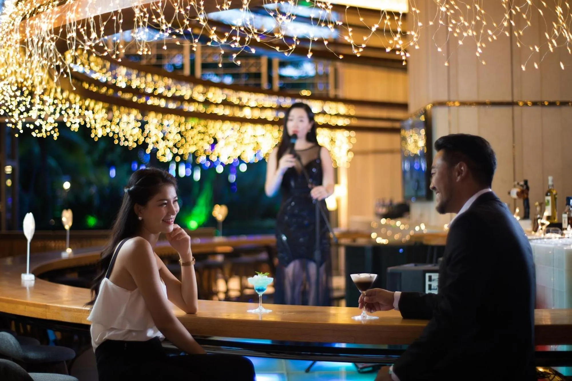 Lounge or bar in Wyndham Sanya Bay