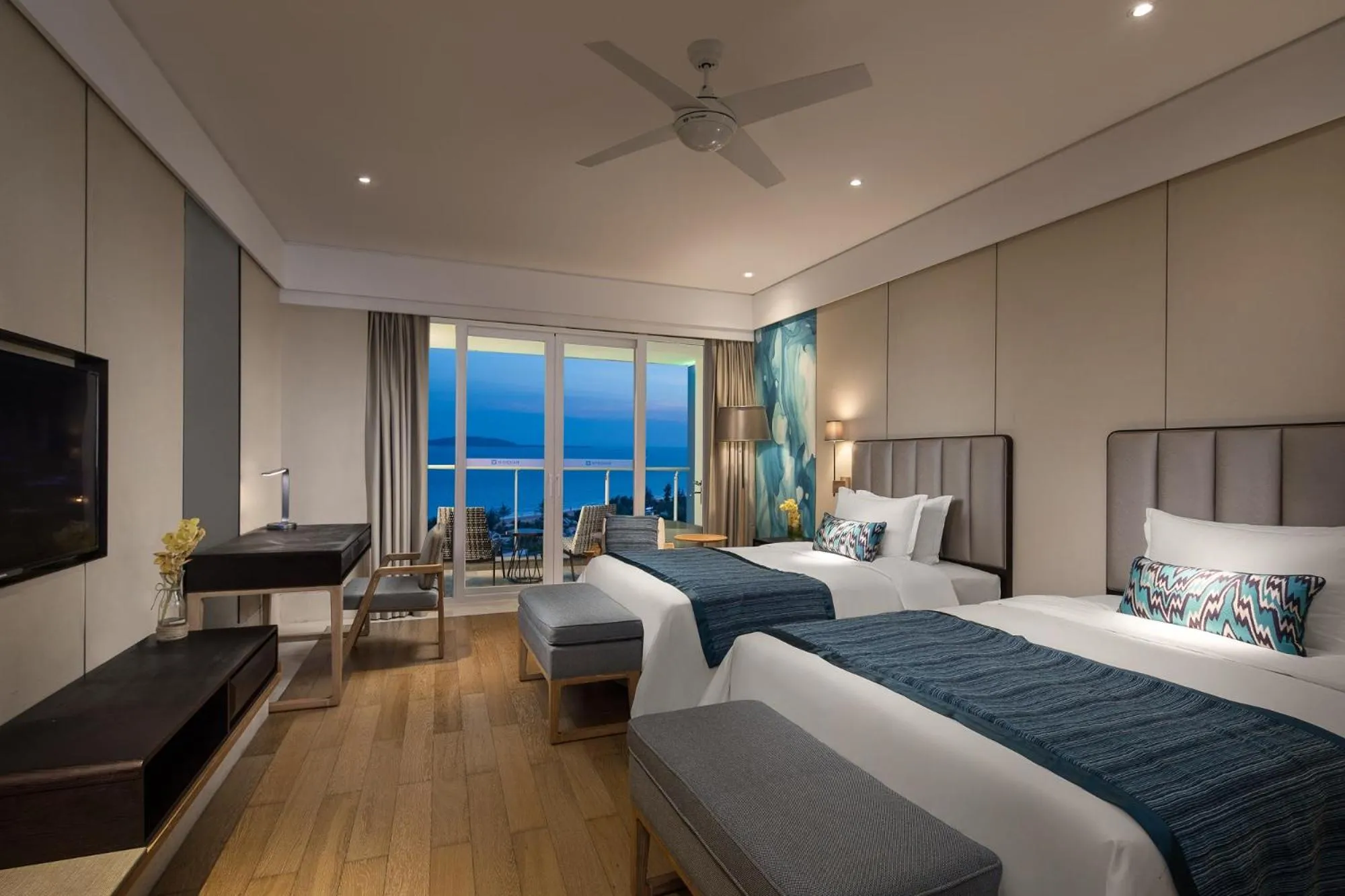Photo of the whole room, Bed in Wyndham Sanya Bay
