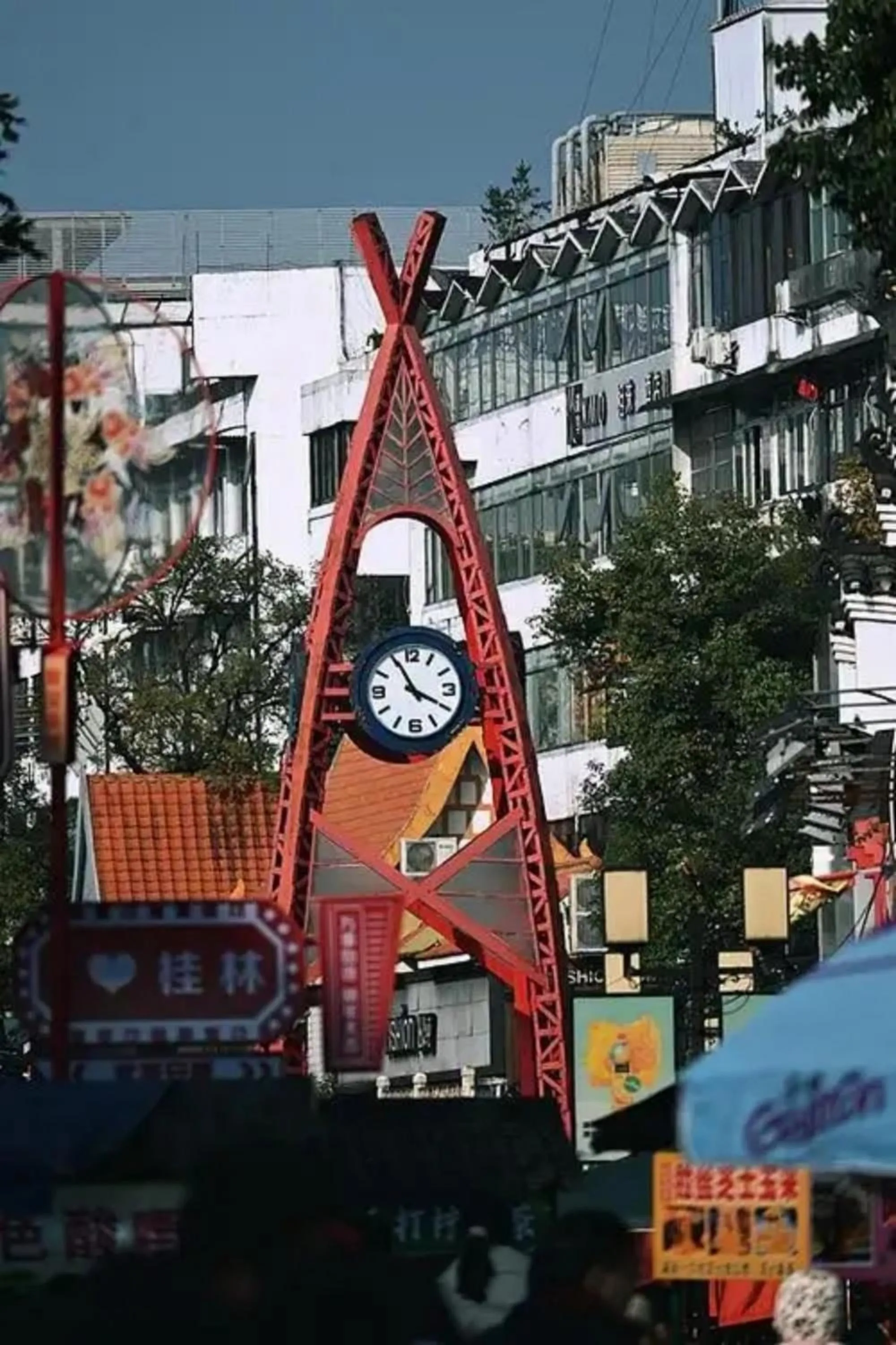 Street view in Wing Hotel Guilin- Pedestrian Street