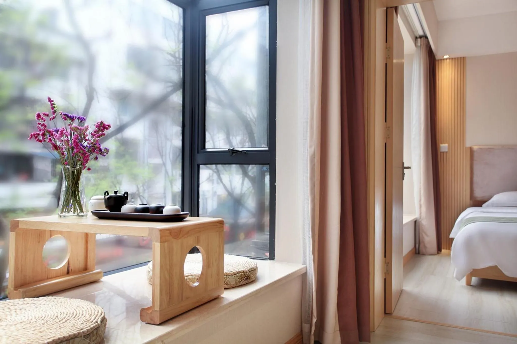 Toilet, Bed in Wing Hotel Guilin- Pedestrian Street
