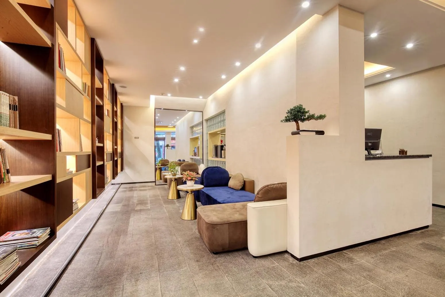 Lobby or reception in Wing Hotel Guilin- Pedestrian Street