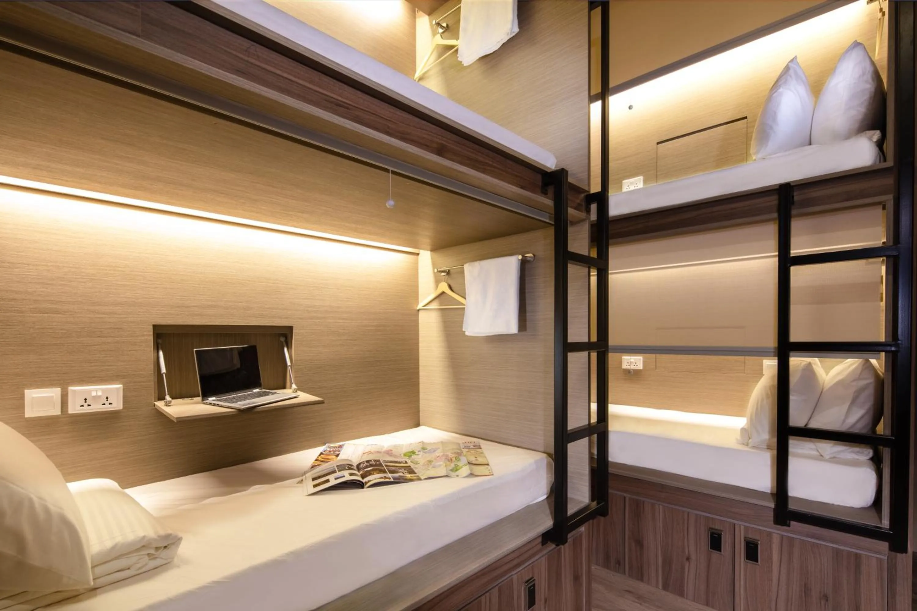 Bedroom, Bed in BEAT. Capsule Hostel @ Boat Quay