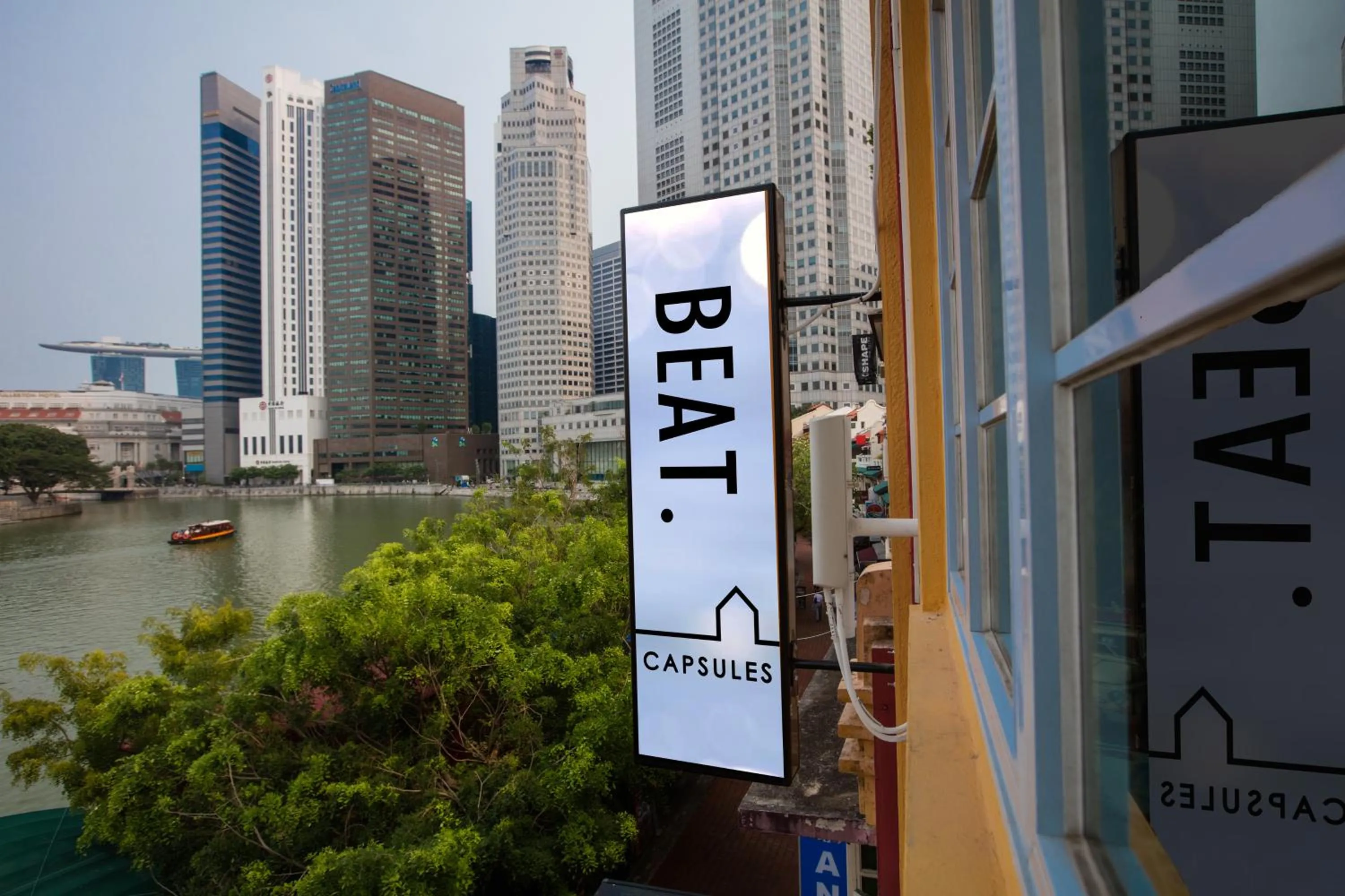 Property building in BEAT. Capsule Hostel @ Boat Quay