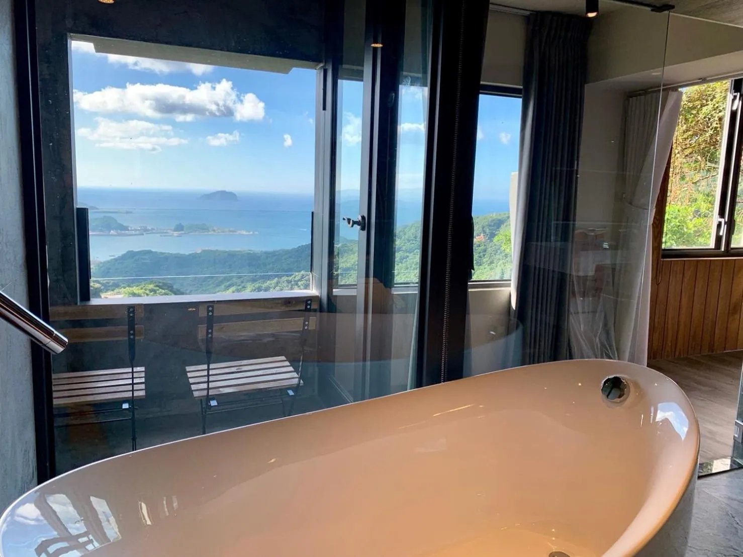 Natural landscape in Something Easy Inn