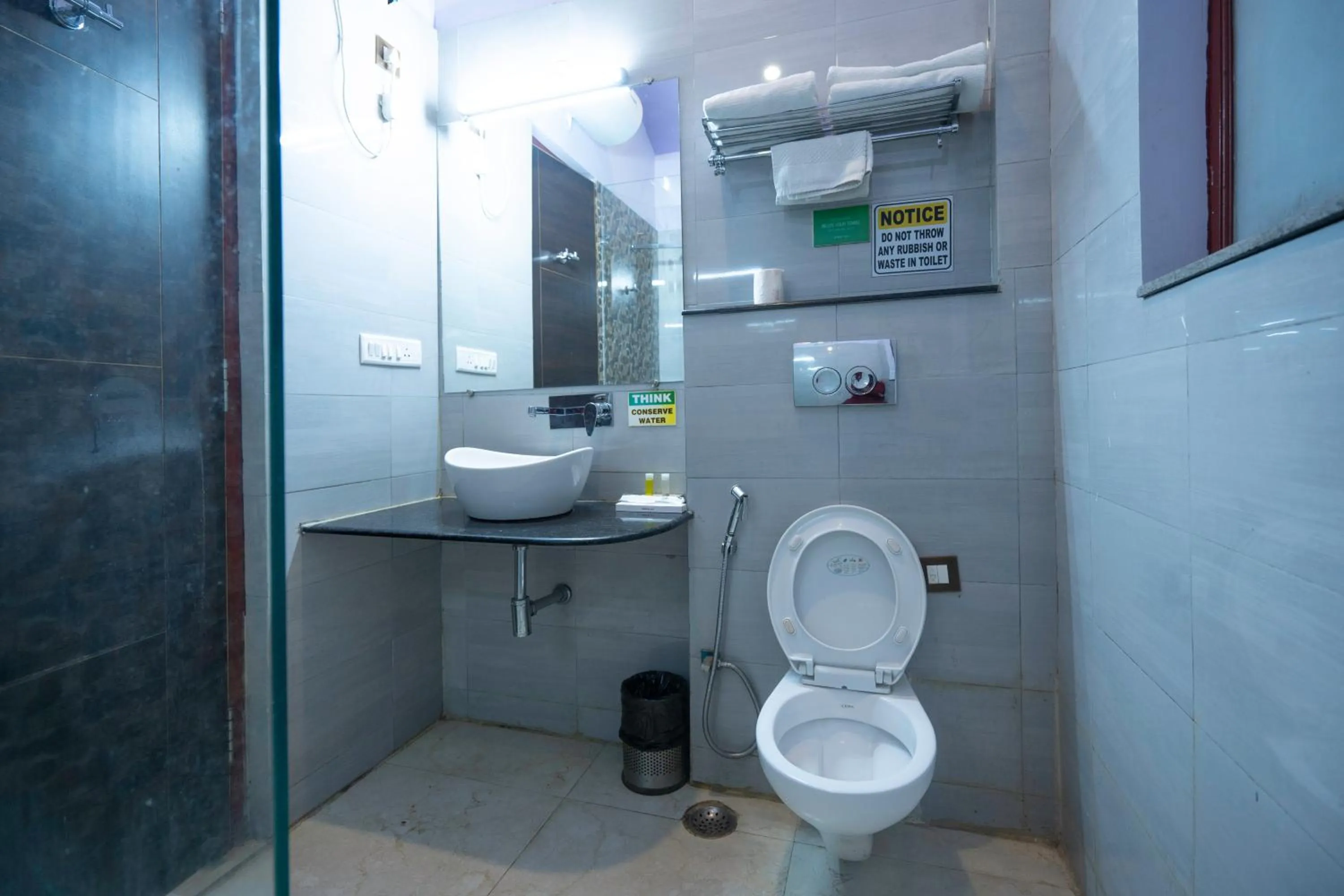 Shower in LaTigre Resort