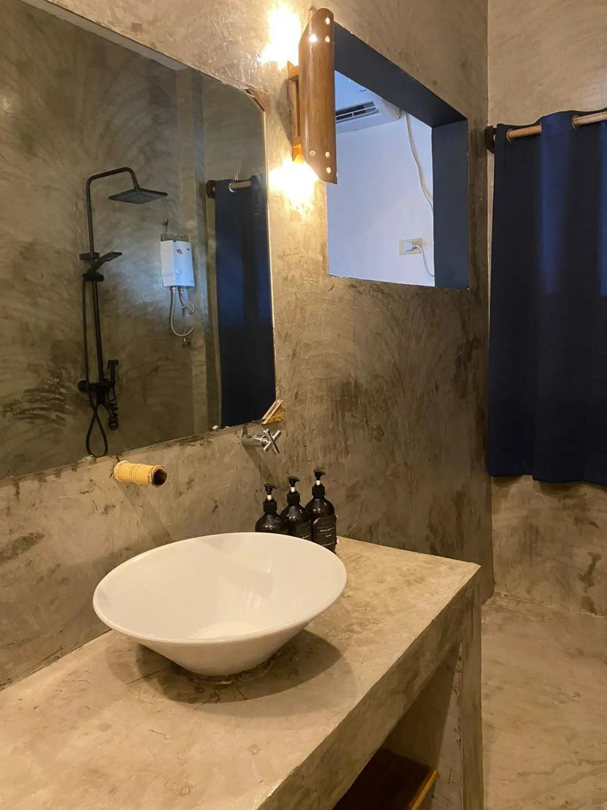 Shower in Happiness Boutique Resort El Nido