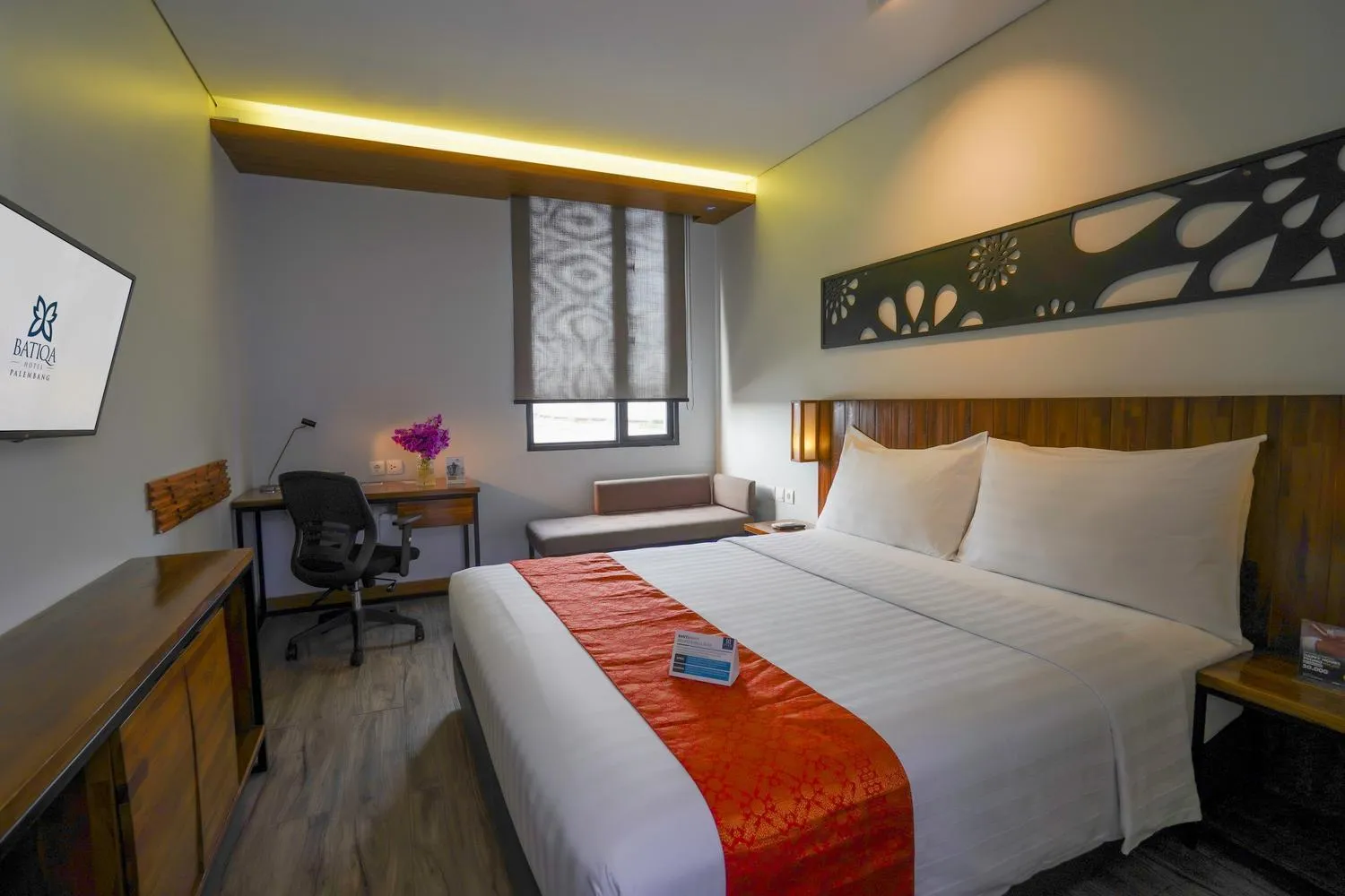 Bedroom, Bed in BATIQA Hotel Palembang