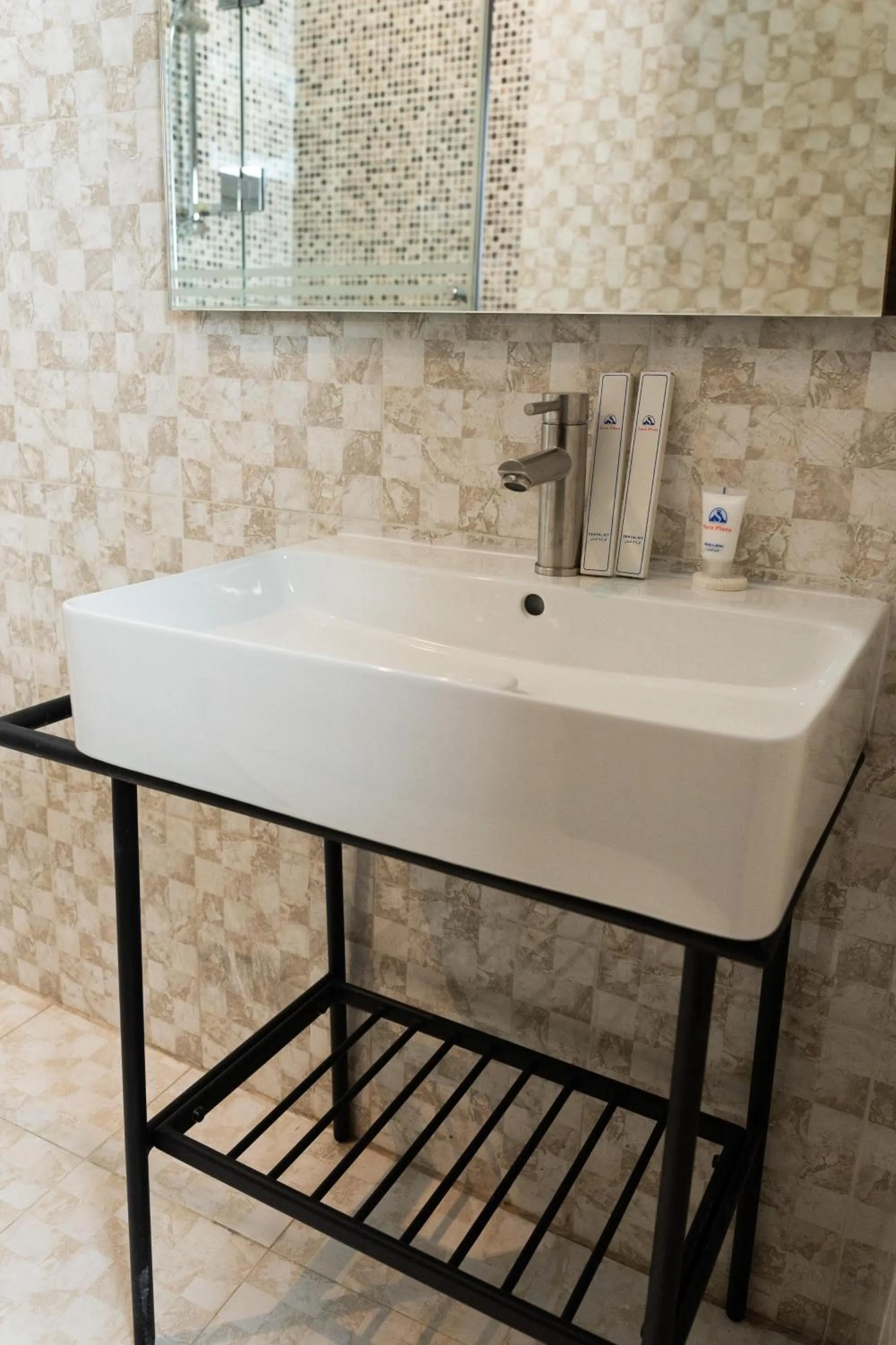 Sara Palace Apartments- family only