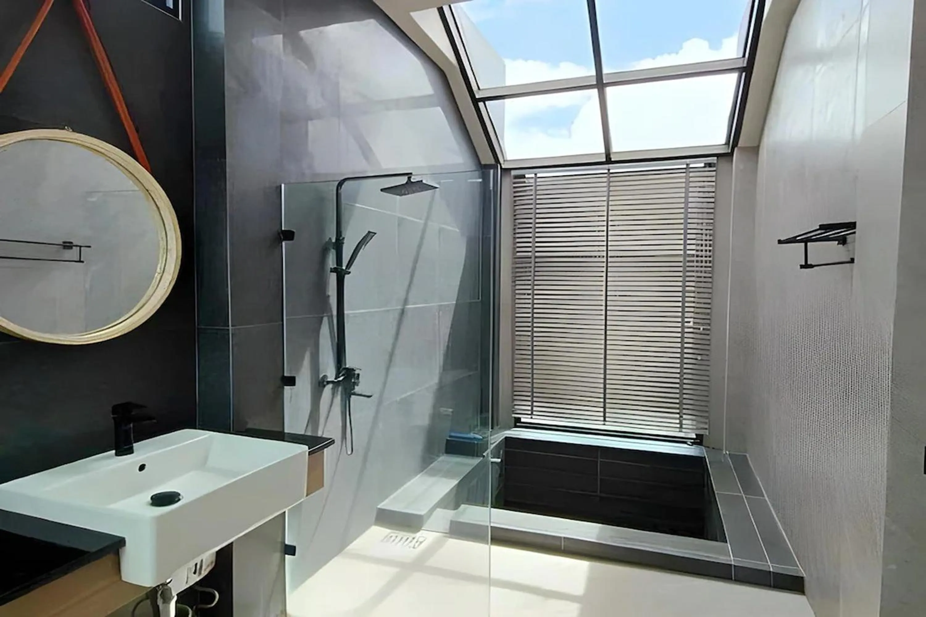 Bathroom in The Posh Khao Kho