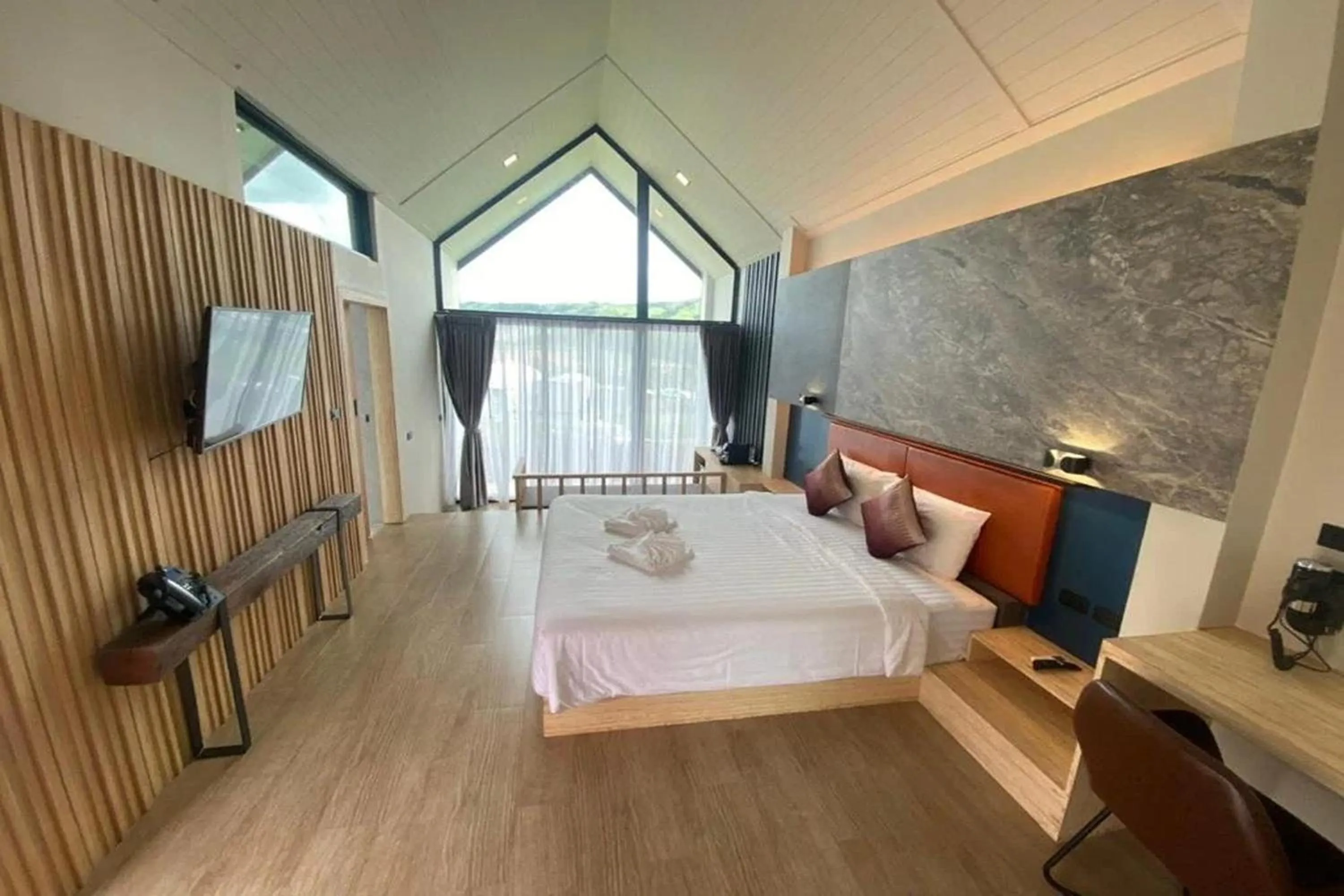 Bed in The Posh Khao Kho