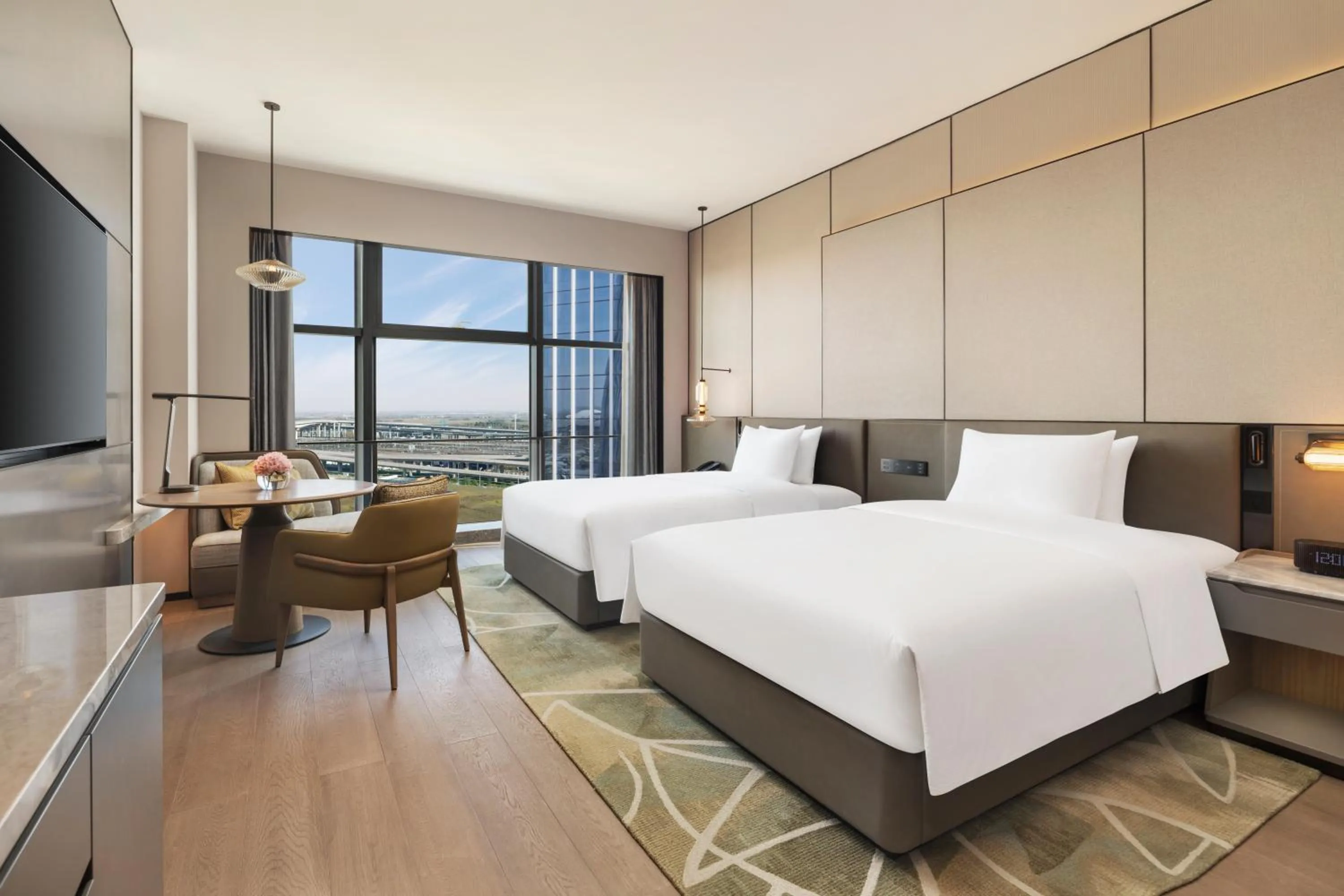 Bed in Doubletree By Hilton Zhengzhou Airport Aerotropolis