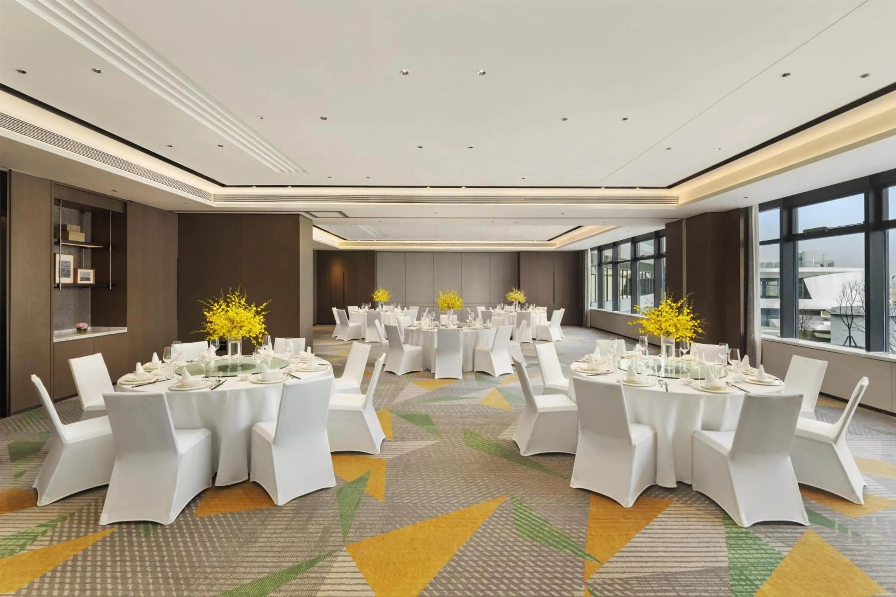 Meeting/conference room in Doubletree By Hilton Zhengzhou Airport Aerotropolis