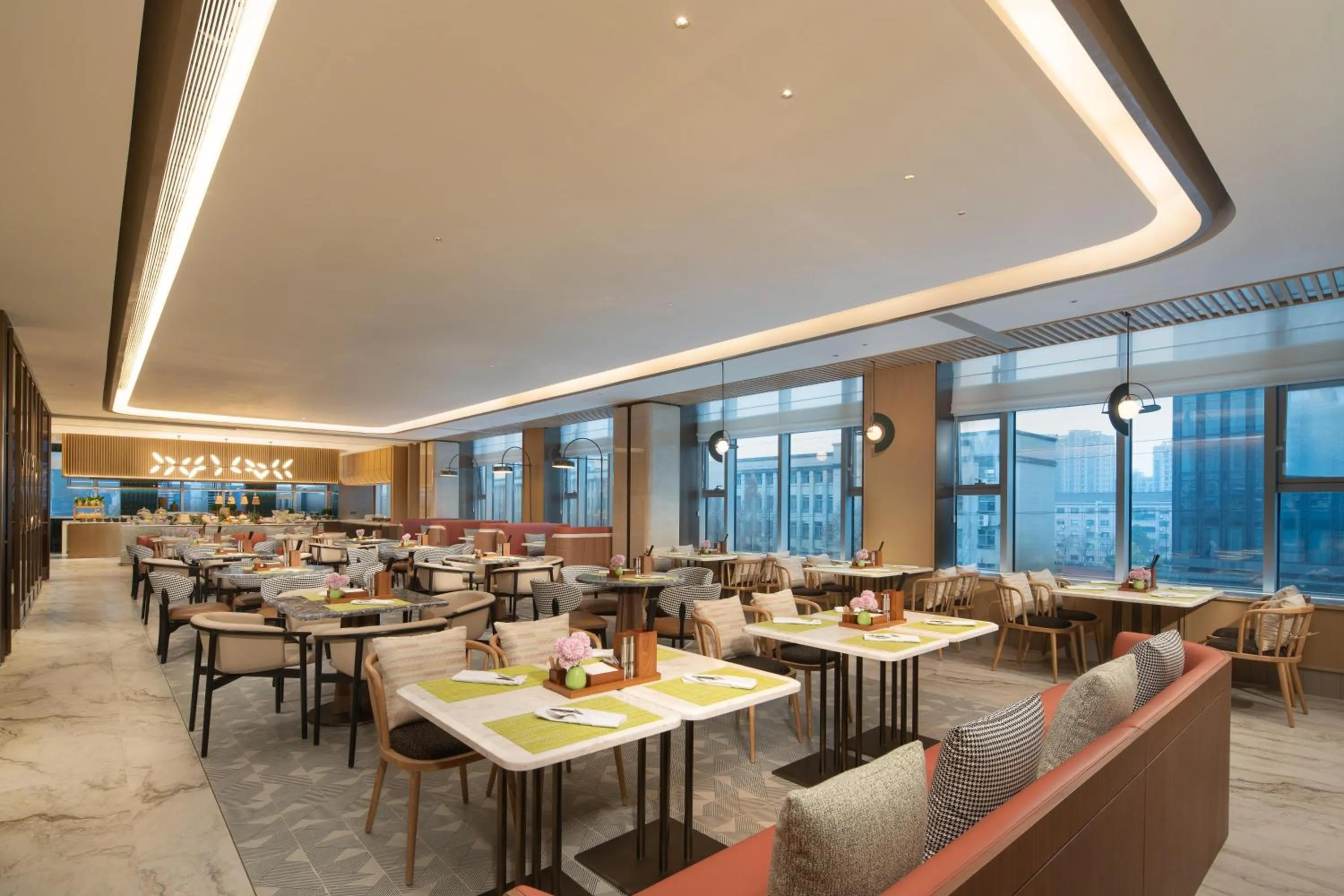 Restaurant/places to eat in Hilton Garden Inn Hangzhou Fuyang Fuchun
