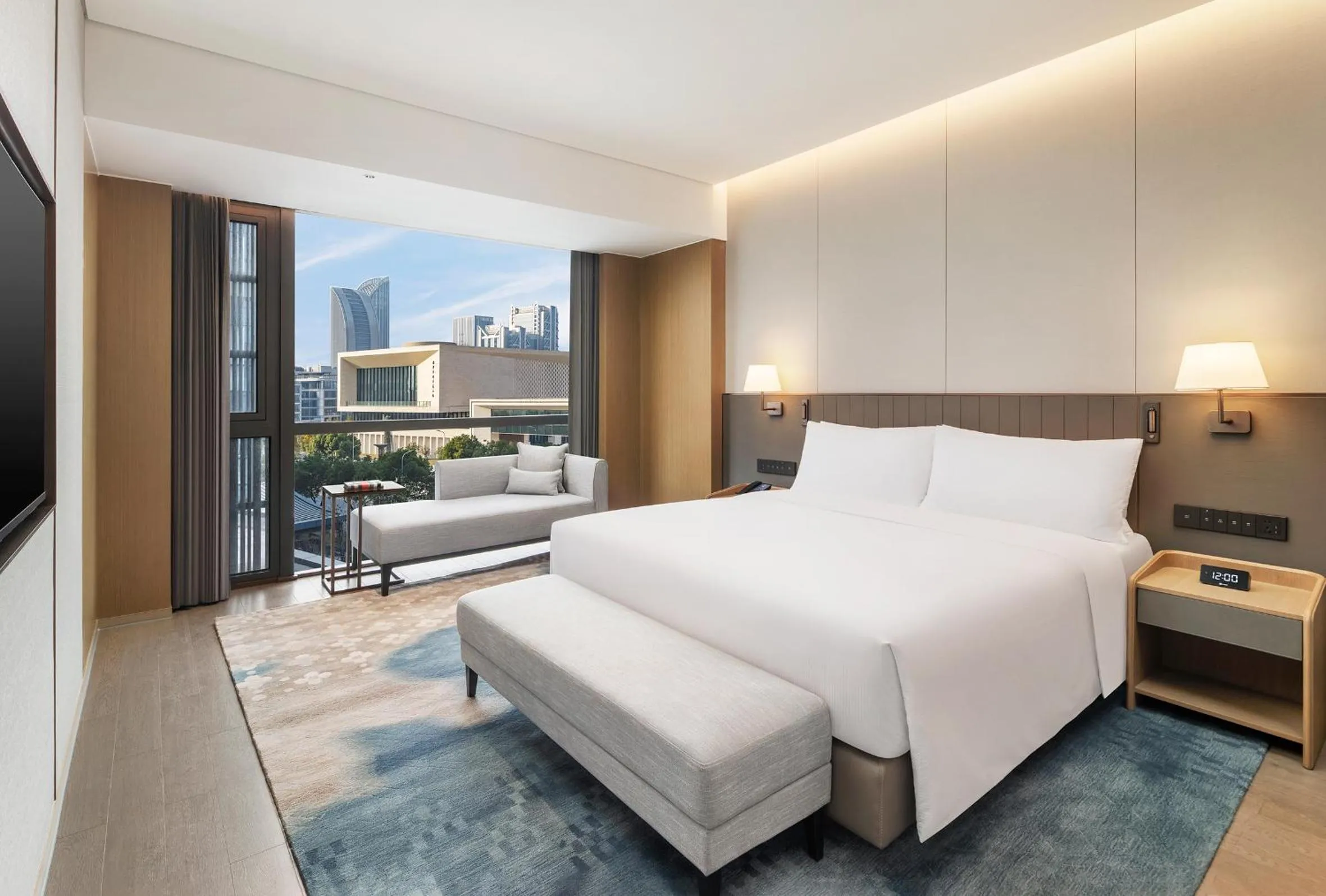 Bed in Hilton Shaoxing Hotel And Residences