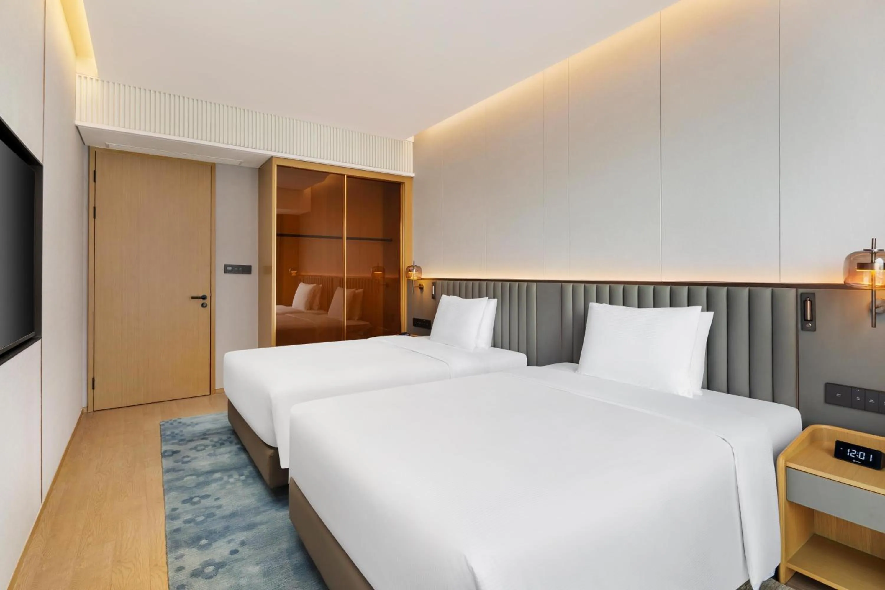 Bed in Hilton Shaoxing Hotel And Residences