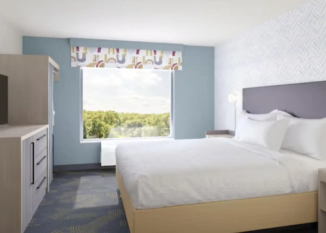 Bed in Home2 Suites By Hilton Winchester