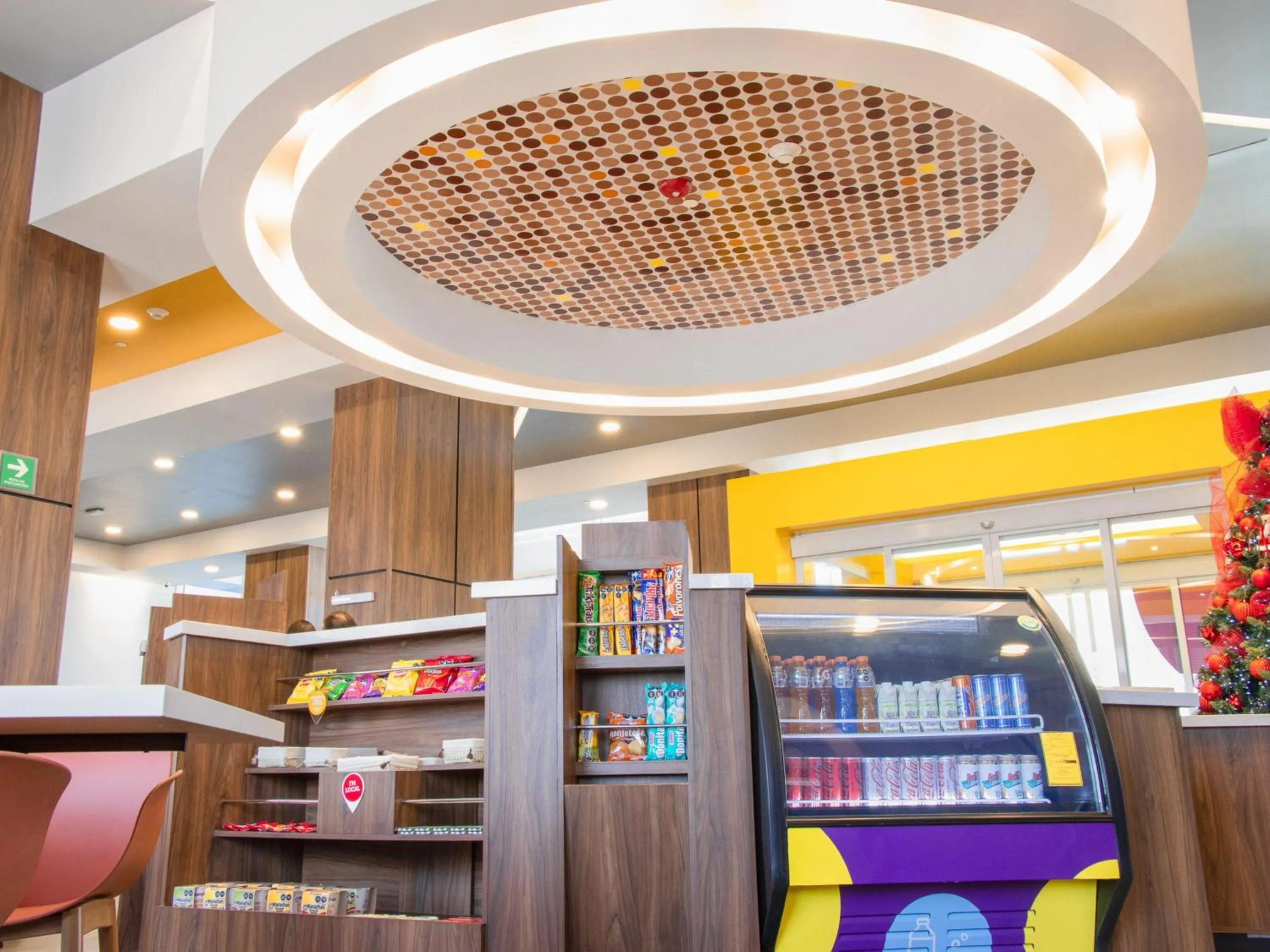 Restaurant/places to eat in Tru By Hilton Puebla Angelopolis