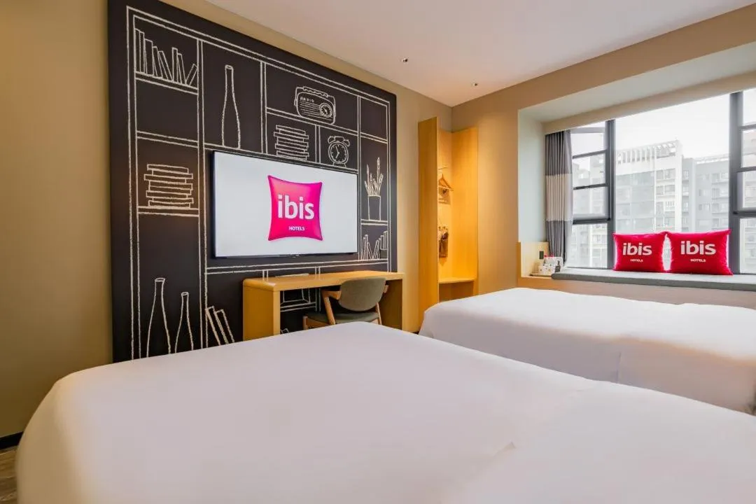 Bed in Ibis Chengdu High-tech Tianfu Software Park