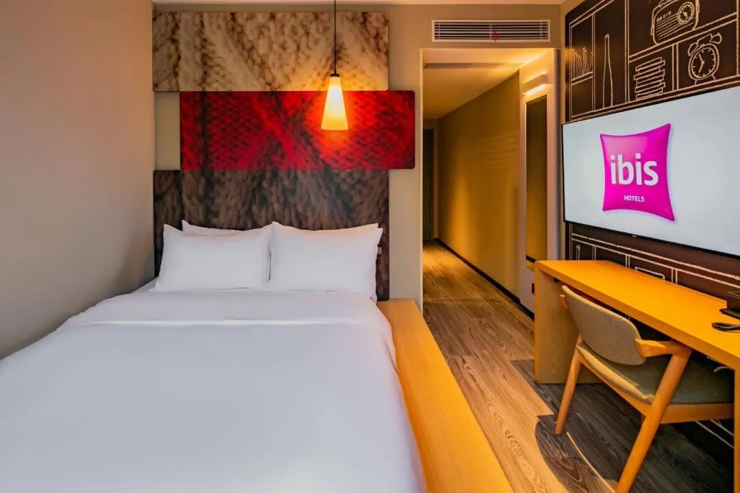 Bed in Ibis Chengdu High-tech Tianfu Software Park