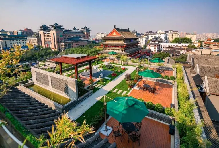 Ibis Xian Bell Tower Metro Station Store