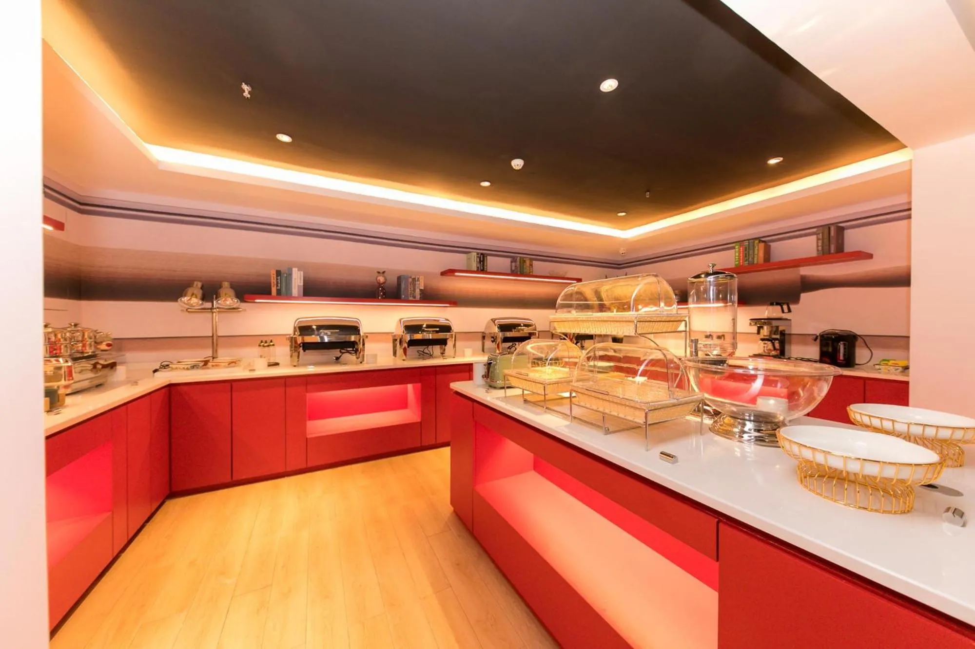 Restaurant/places to eat in Ibis Shanghai Caohejing Hongcao Road