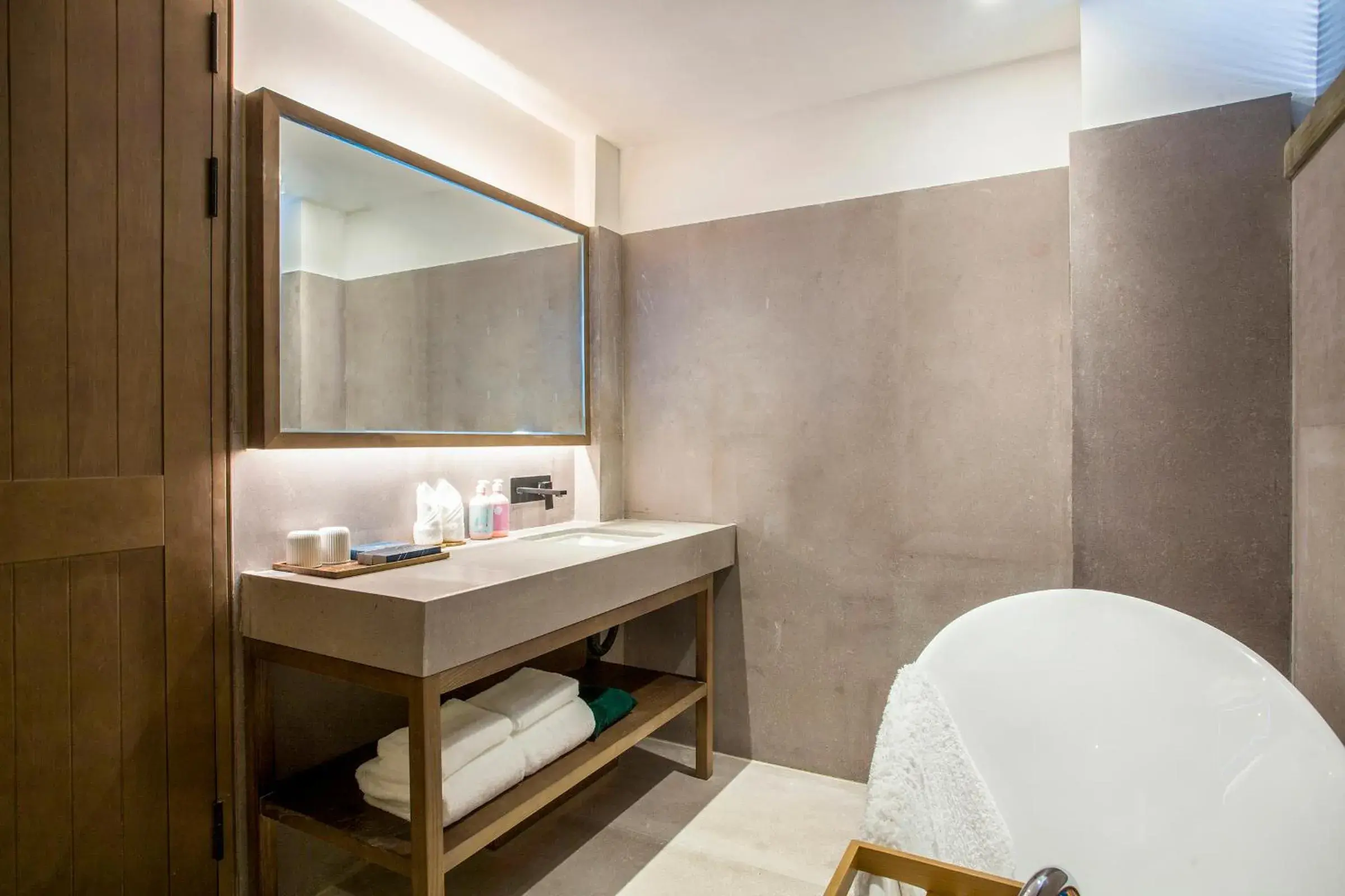 King Room with View in Blossom Hill Nanjing Laomendong - Zhuqueli King Room with View in Blossom Hill Nanjing Laomendong - Zhuqueli