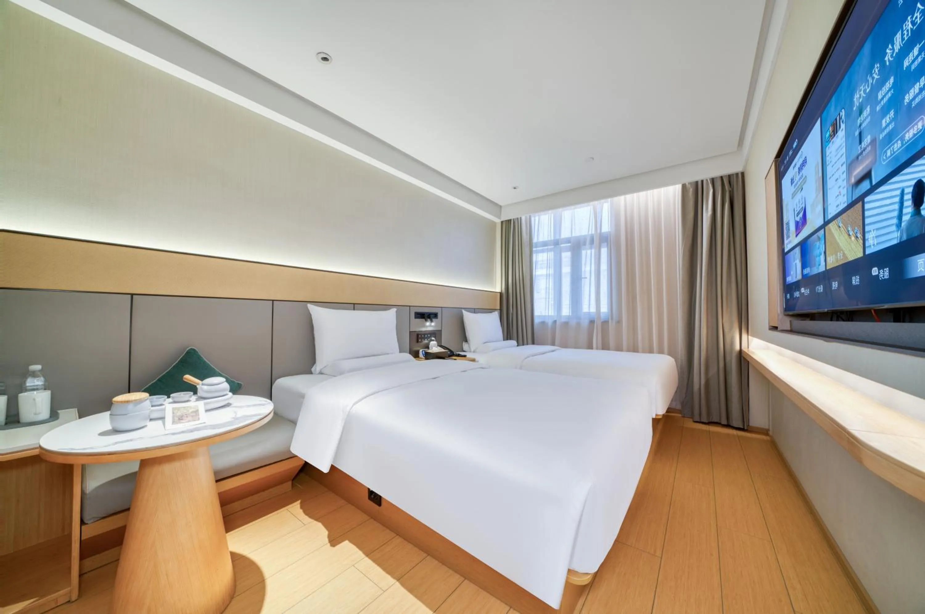 Bed in JI Hotel Hangzhou West Lake Lakeside Pedestrian Street