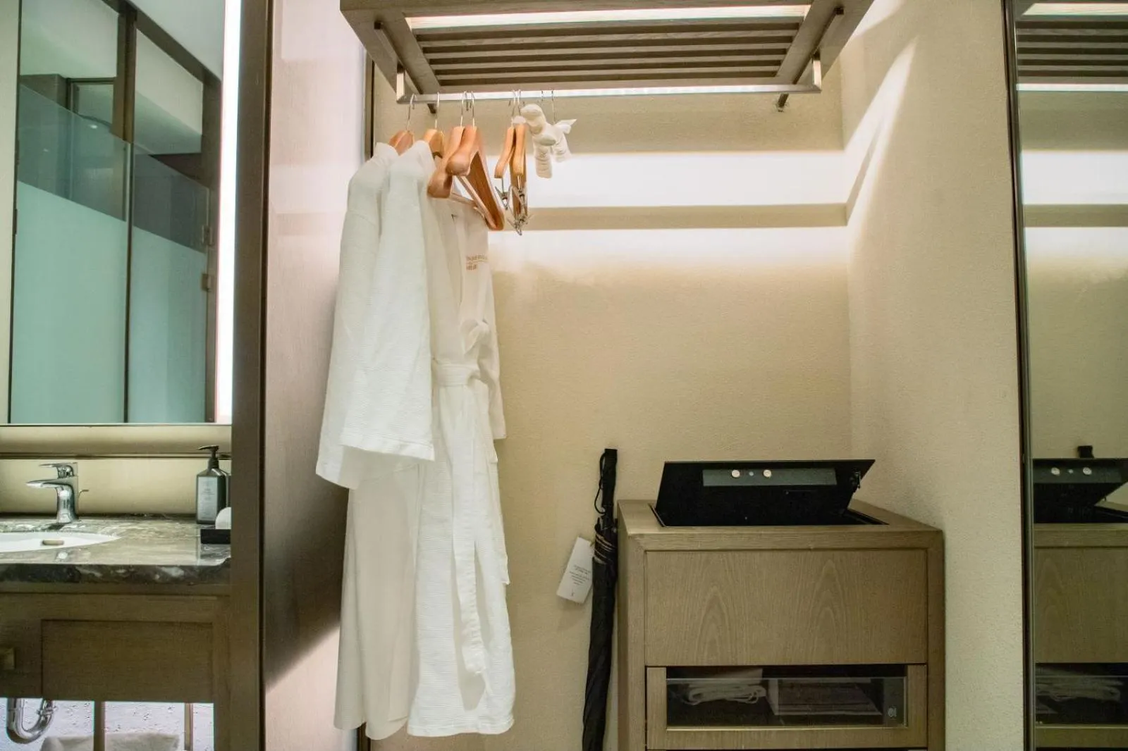 Toilet in Steigenberger Hotel Chongqing