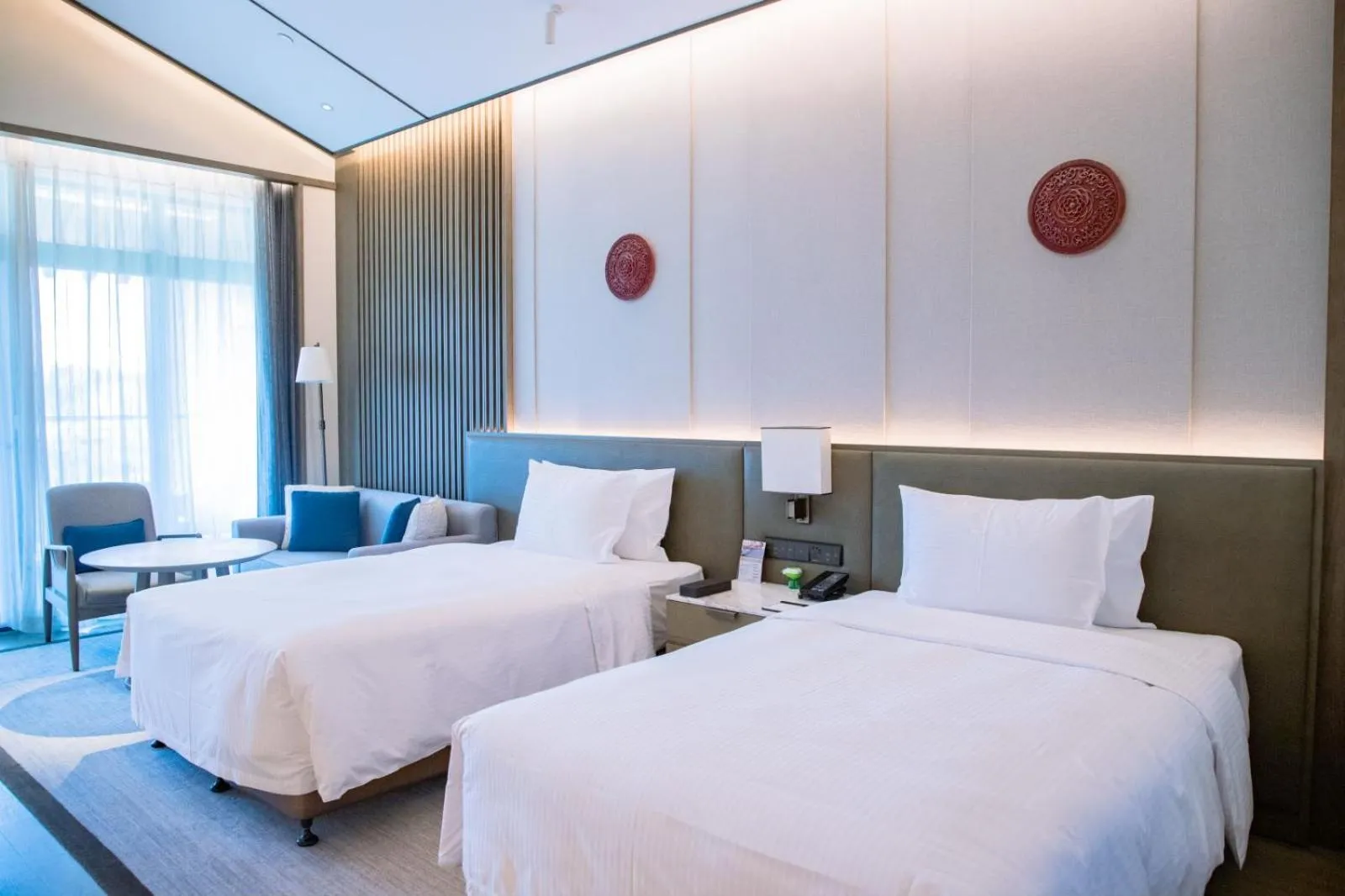 Property building, Bed in Steigenberger Hotel Chongqing