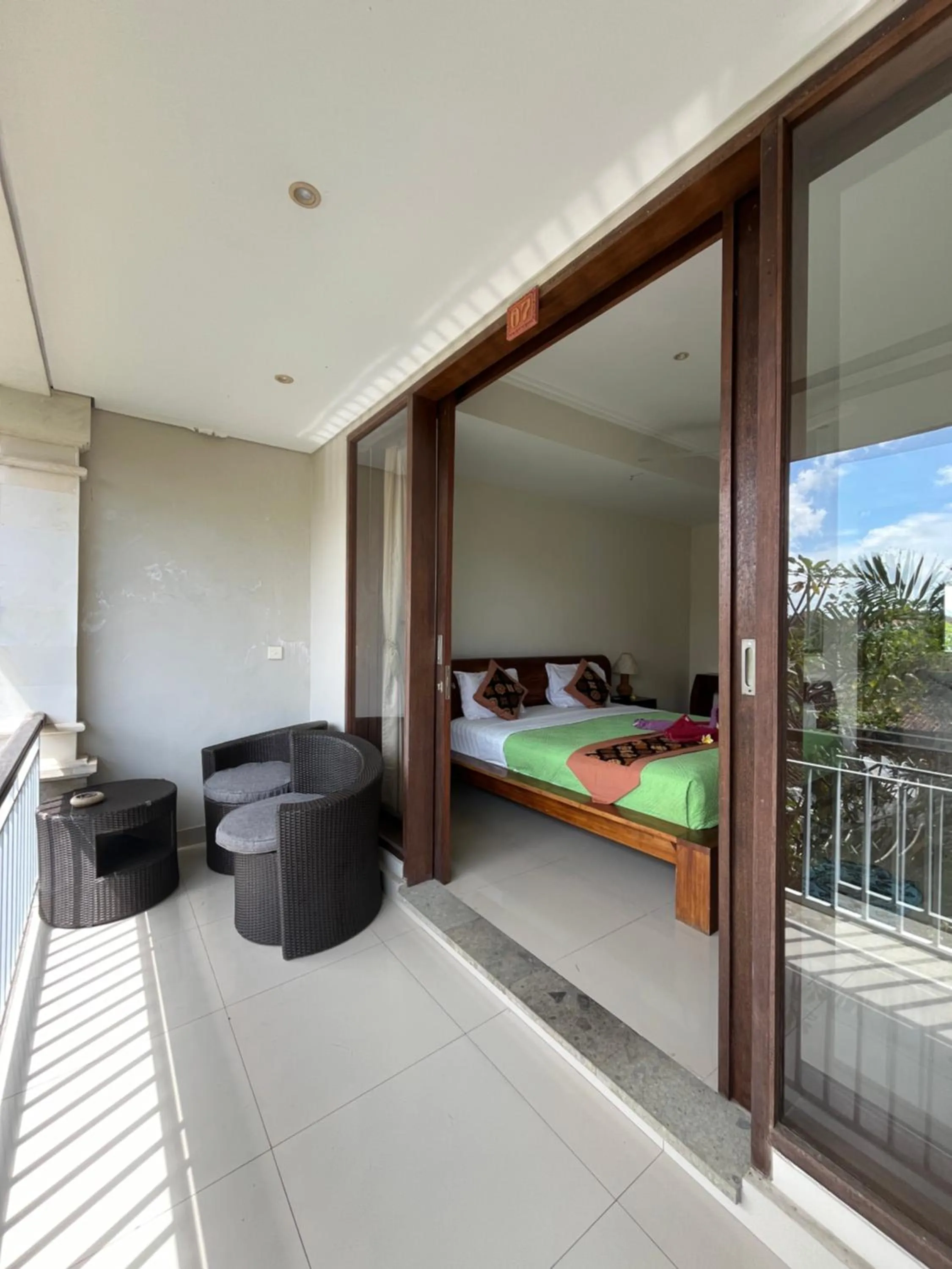 Bed in Merthayasa Bungalow 2