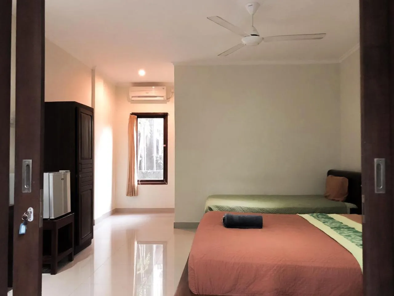 Bed in Merthayasa Bungalow 2