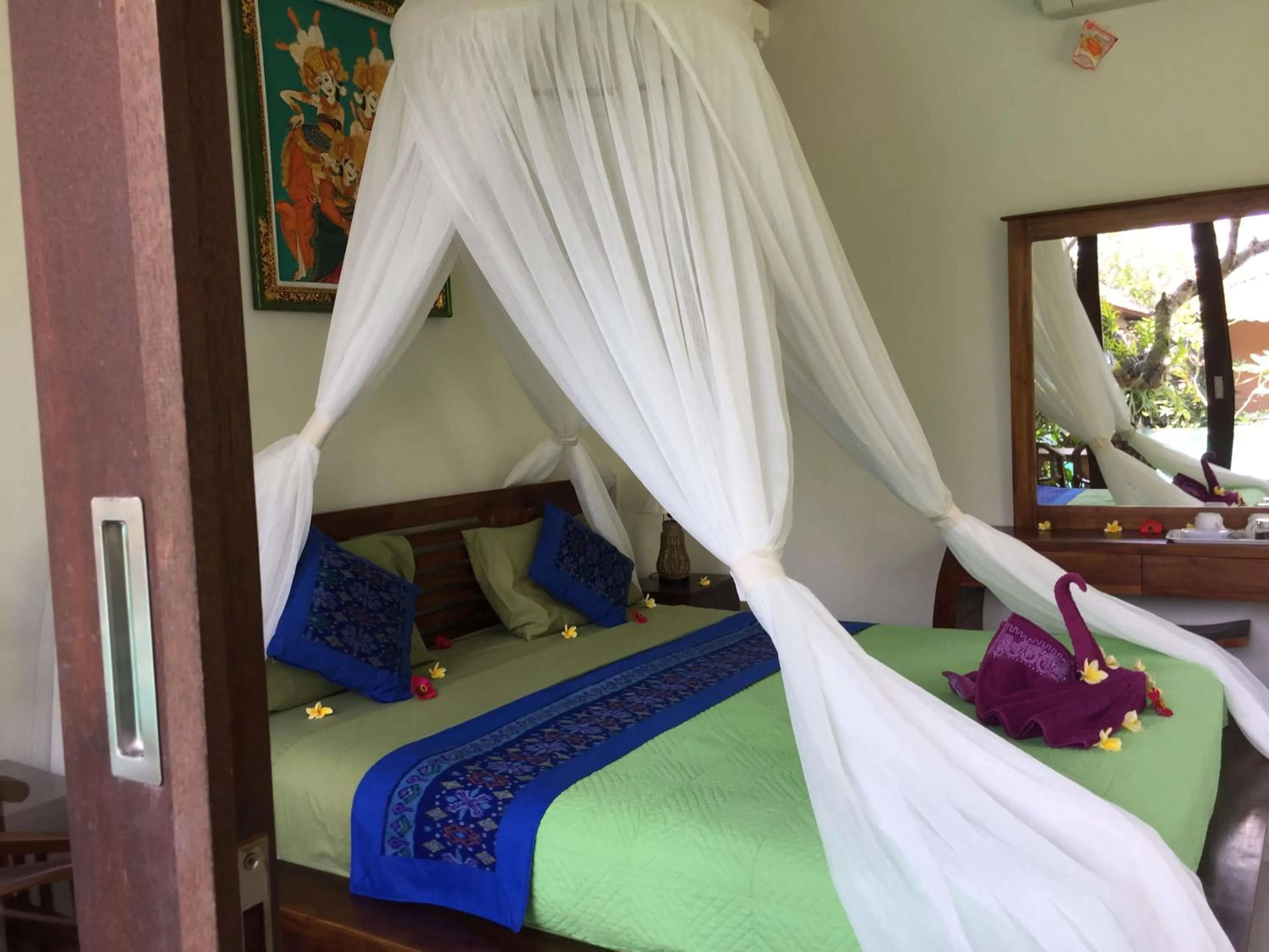 Bed in Merthayasa Bungalow 2