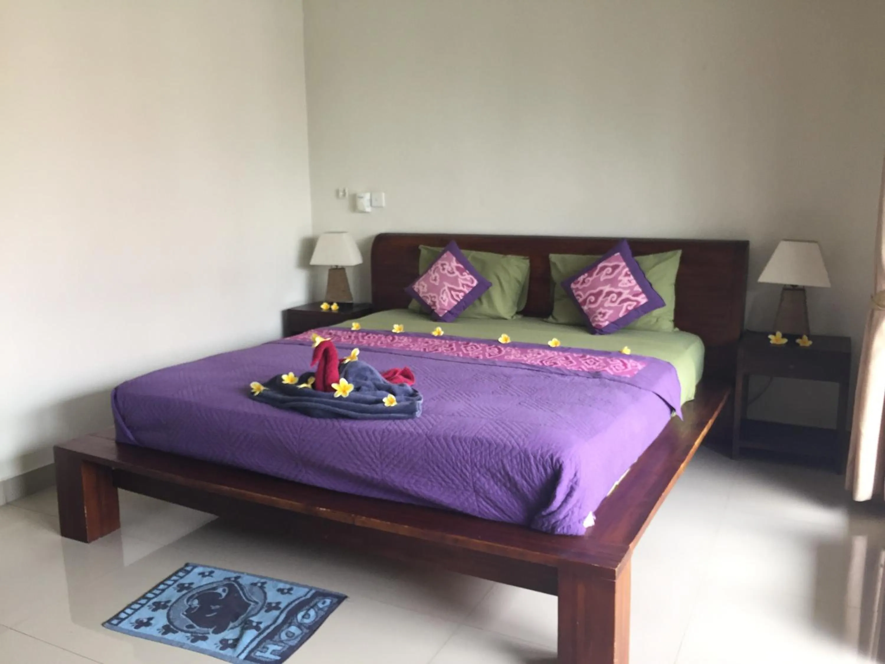 Photo of the whole room, Bed in Merthayasa Bungalow 2