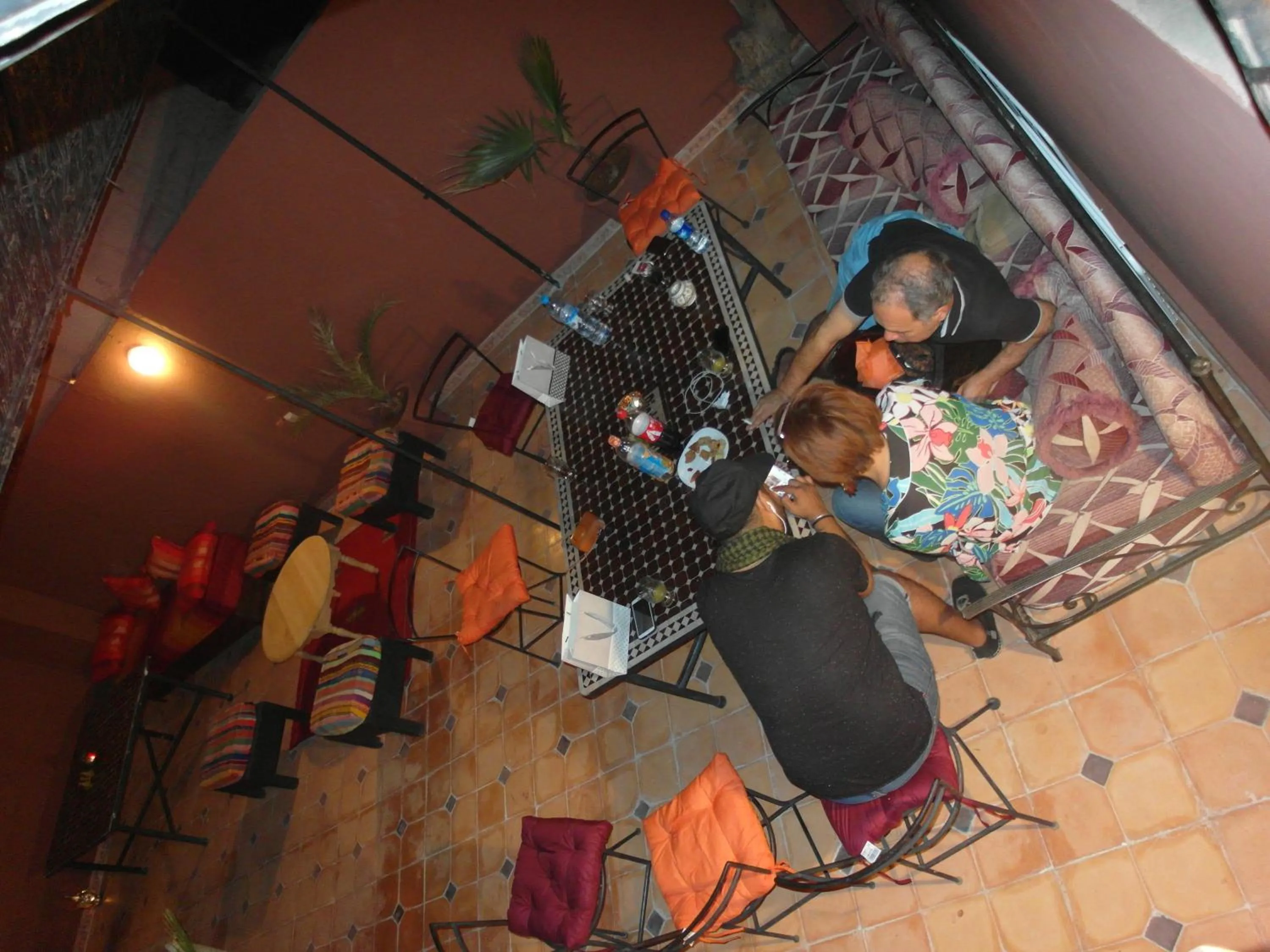 Restaurant/places to eat in Riad Sijane