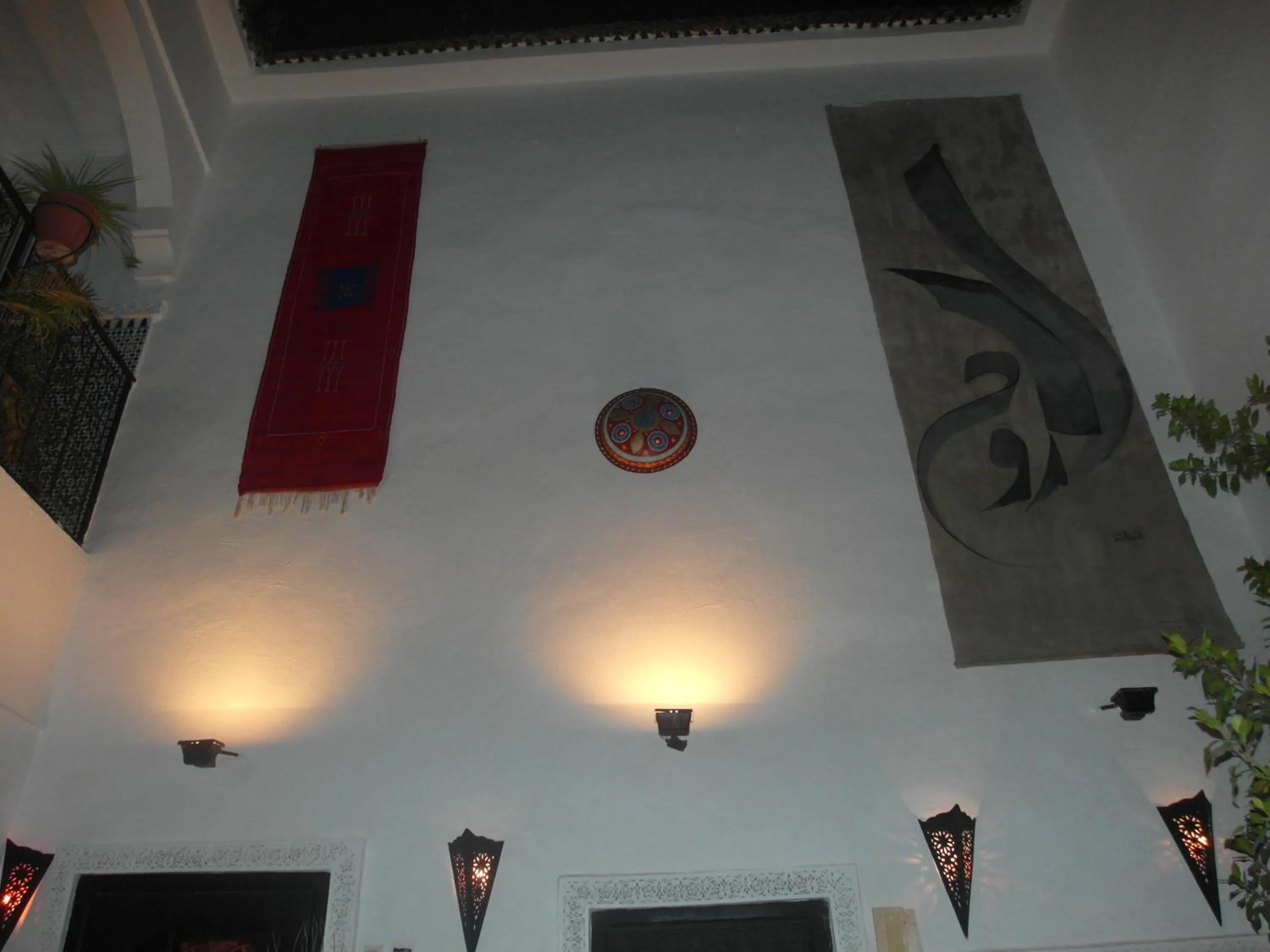 Area and facilities in Riad Sijane