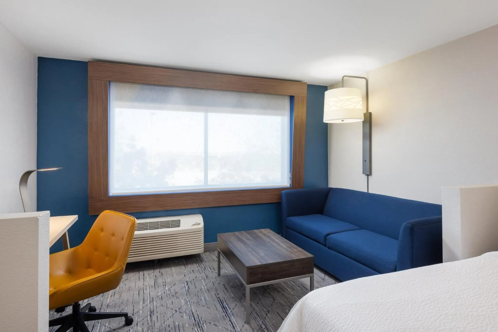 Photo of the whole room, Bed in Holiday Inn Express & Suites Phoenix West - Buckeye by IHG