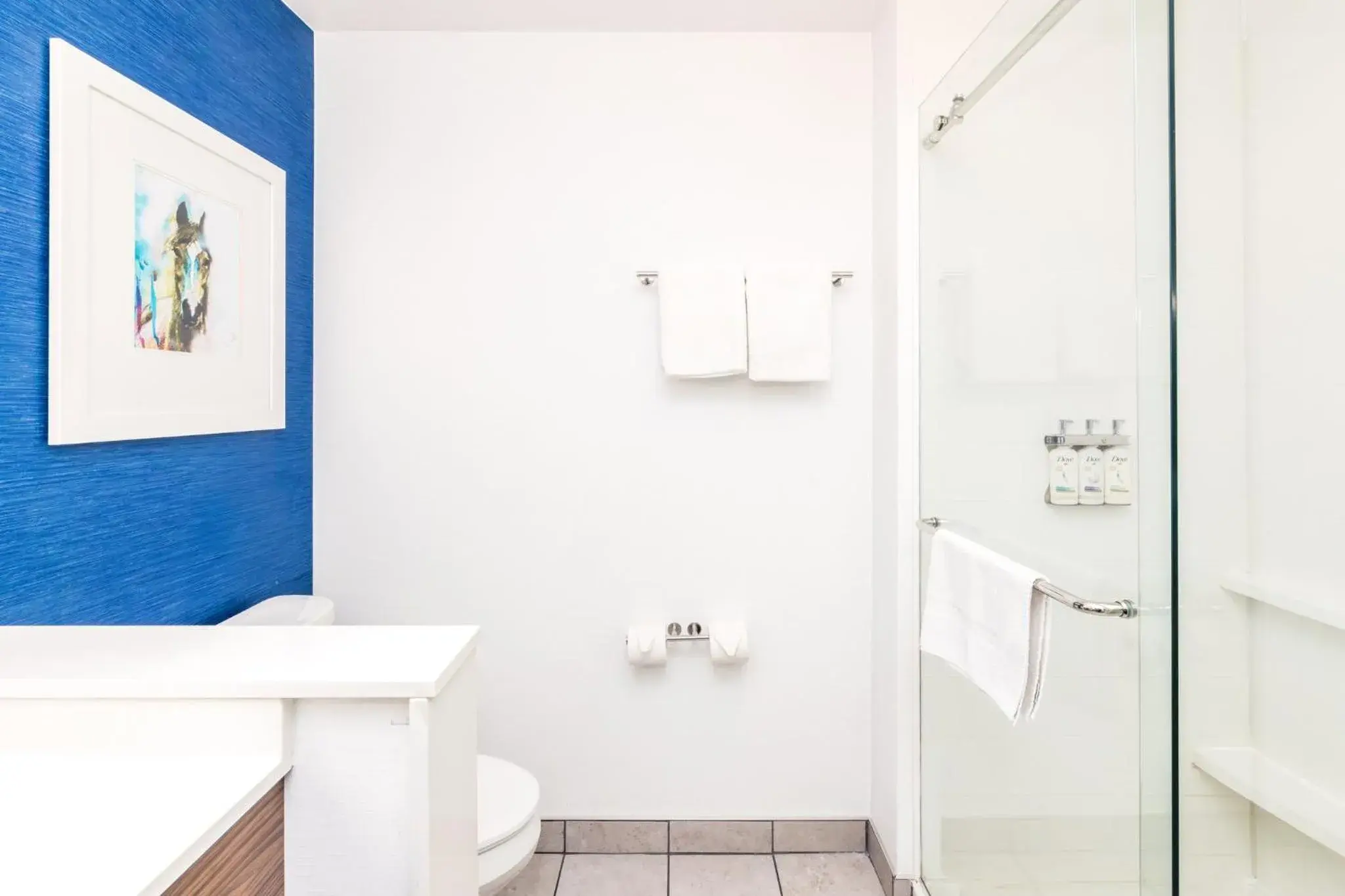 One-Bedroom Queen Suite with Two Queen Beds in Holiday Inn Express & Suites Downtown Louisville by IHG One-Bedroom Queen Suite with Two Queen Beds in Holiday Inn Express & Suites Downtown Louisville by IHG