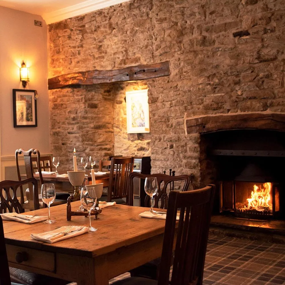 Restaurant/places to eat in The Black Swan Inn