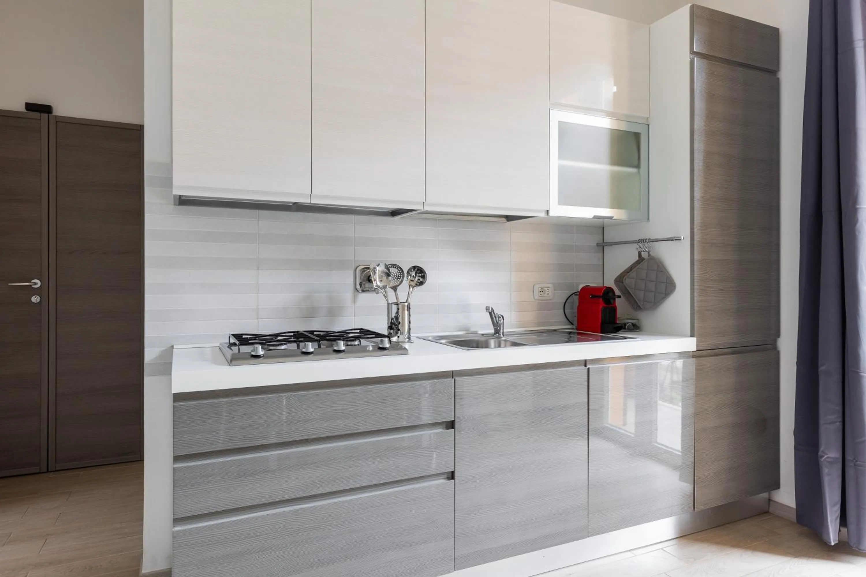 Kitchen or kitchenette in Bologna Suite