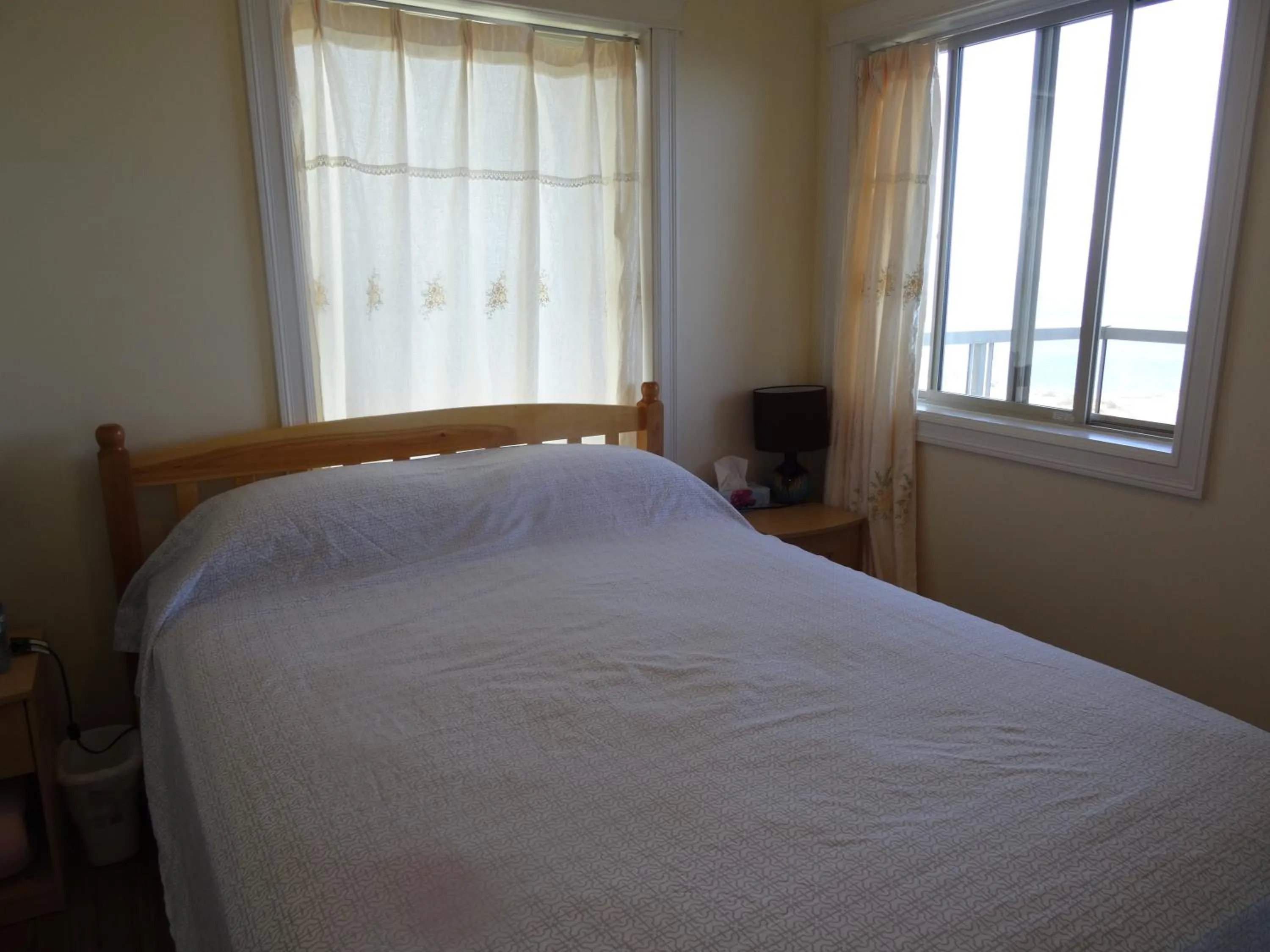 Bed in Gibralter Rock Ocean View B&B