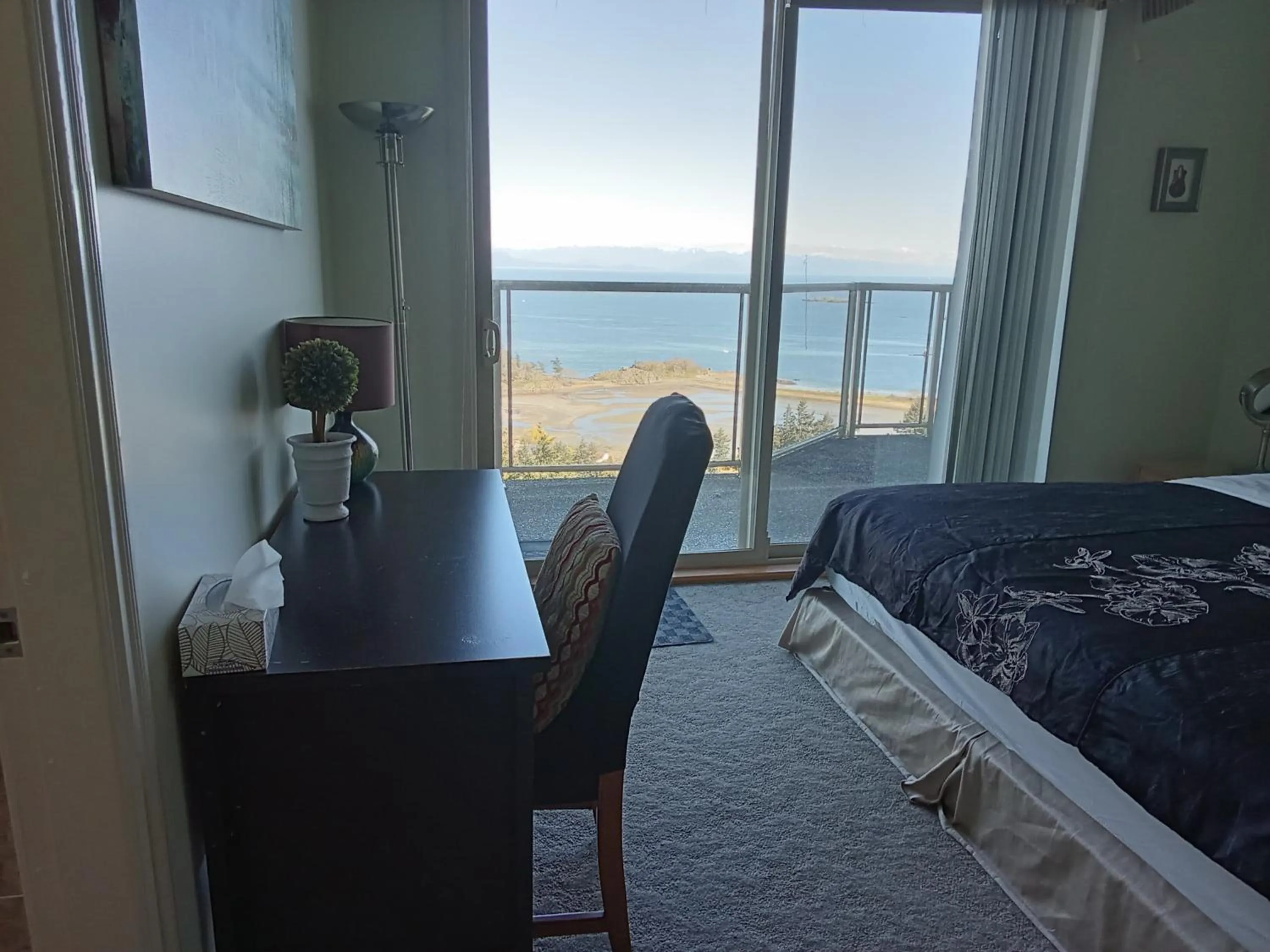 Bed in Gibralter Rock Ocean View B&B