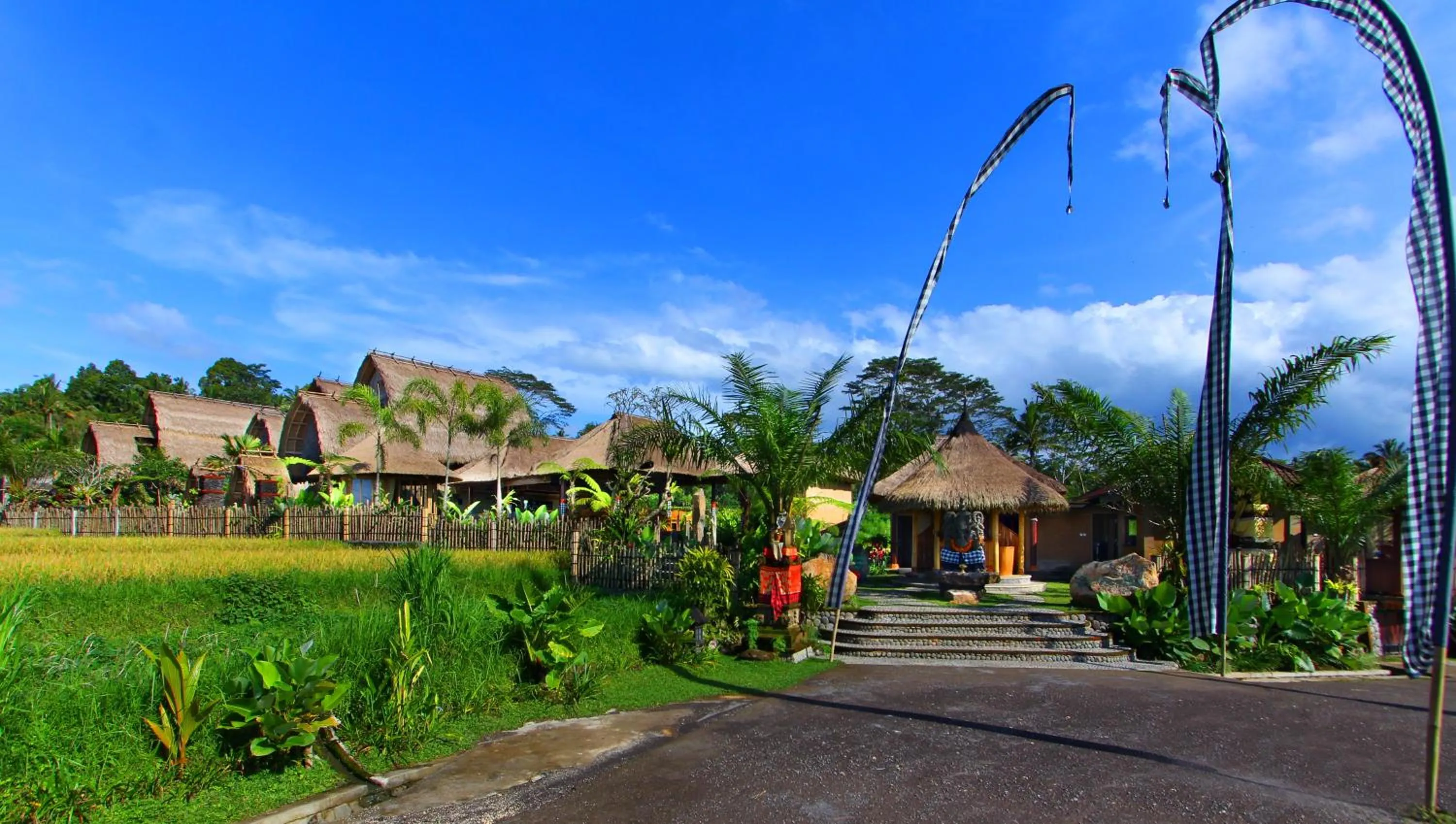 Facade/entrance in De Klumpu Bali Eco Tradi Stay