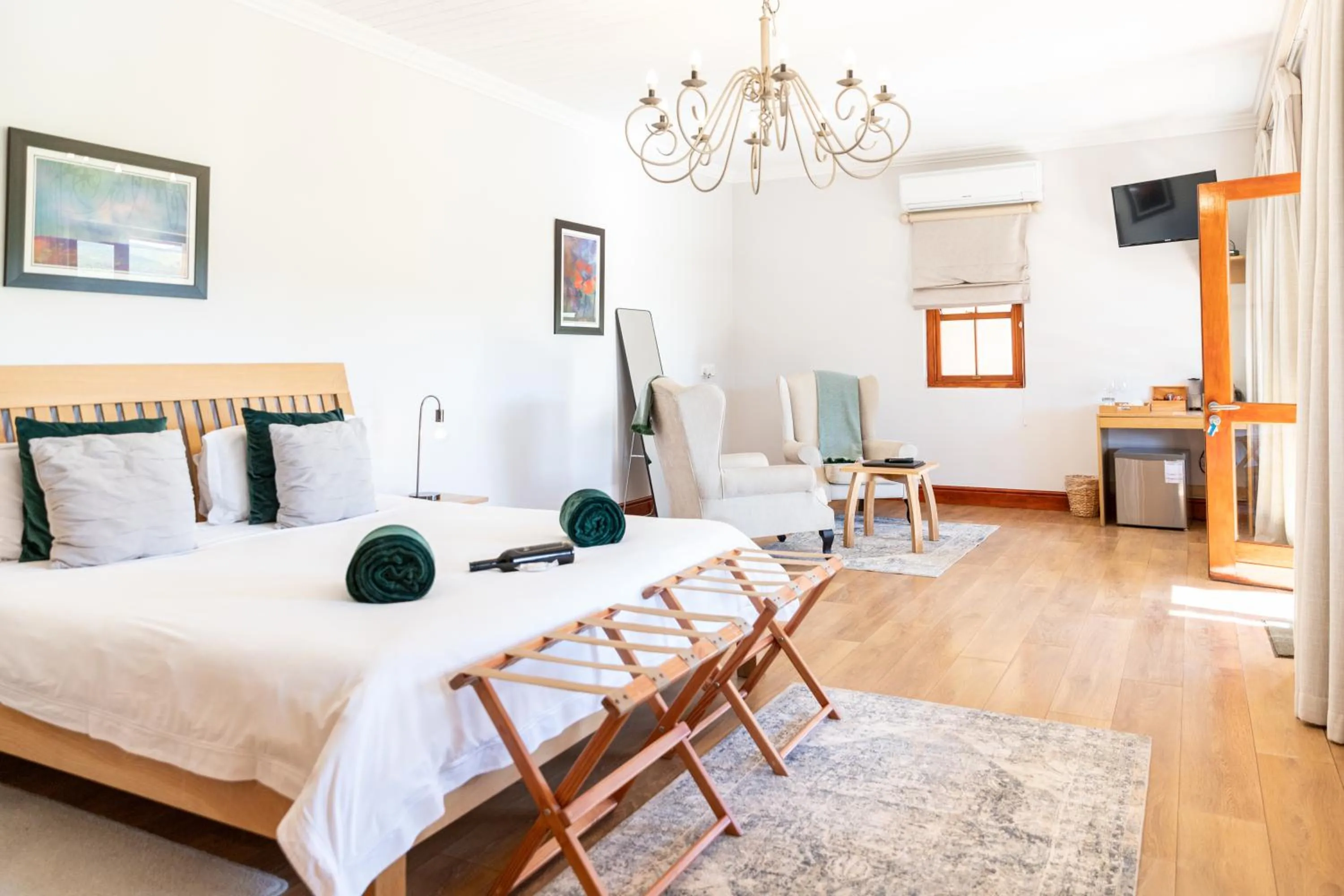 Bedroom, Bed in Lovane Boutique Wine Estate and Guesthouse