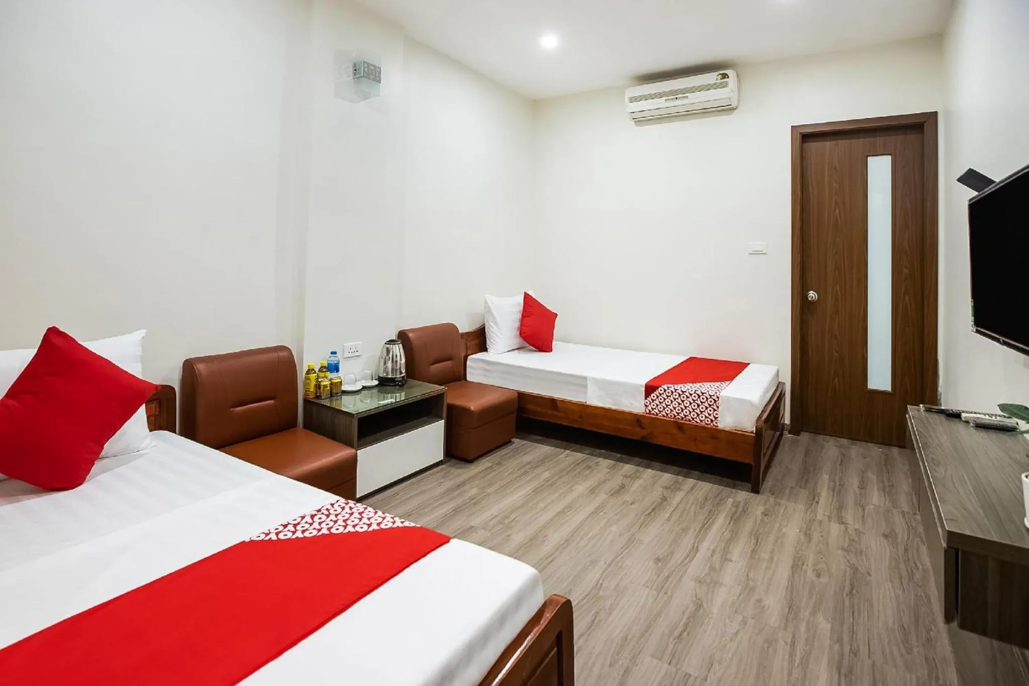 Bed in Hotel Giao Thông