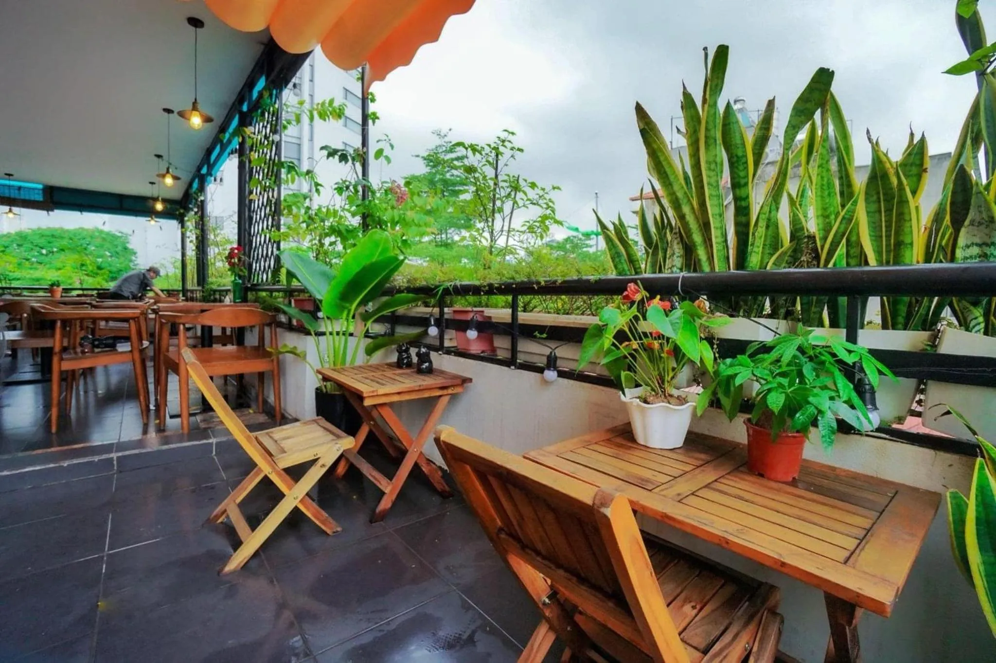 Garden in Hotel Giao Thông